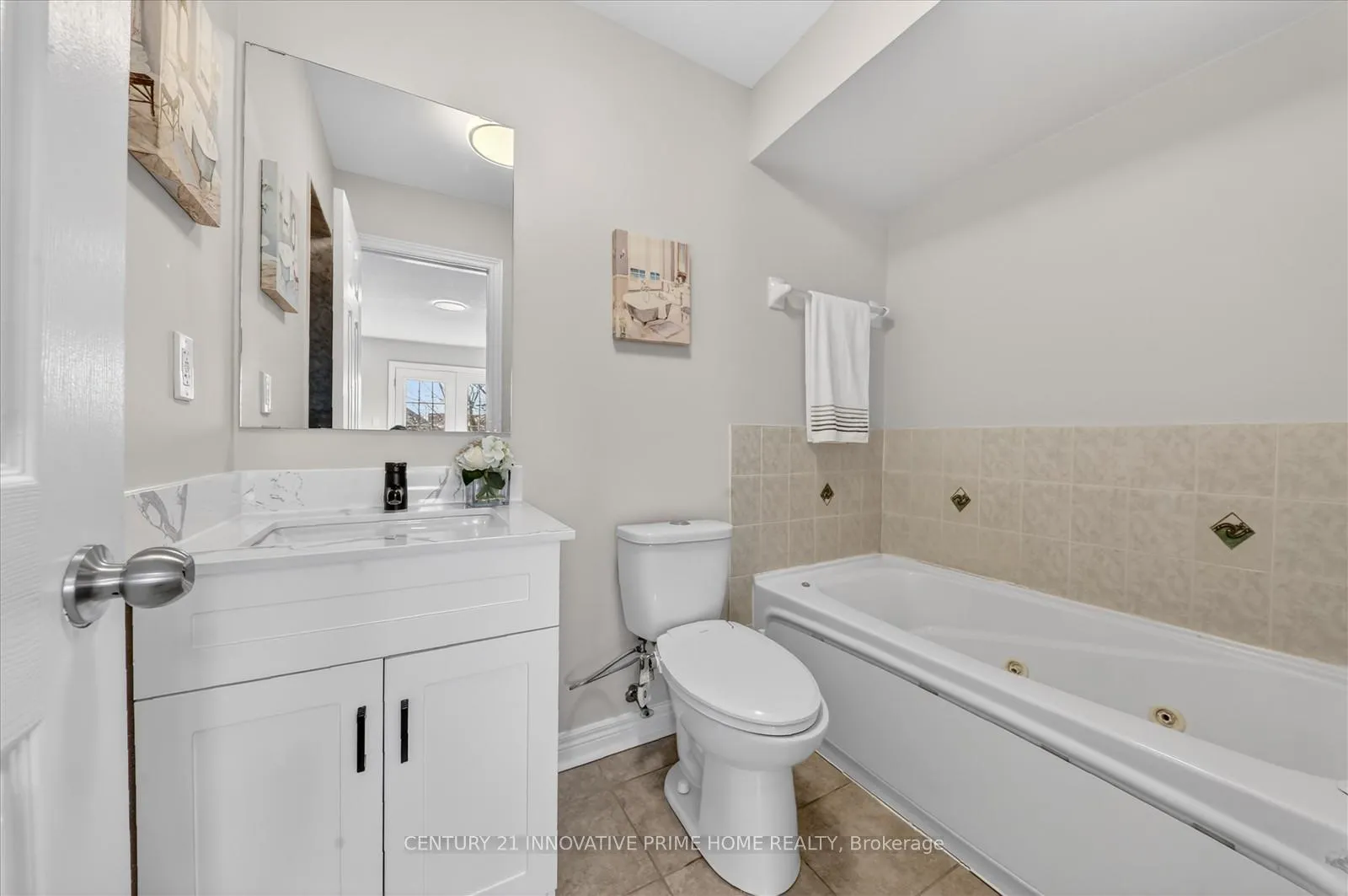 Photo 26 of 76 Anita Drive, Markham, Village Green-South Unionville — HOMEH