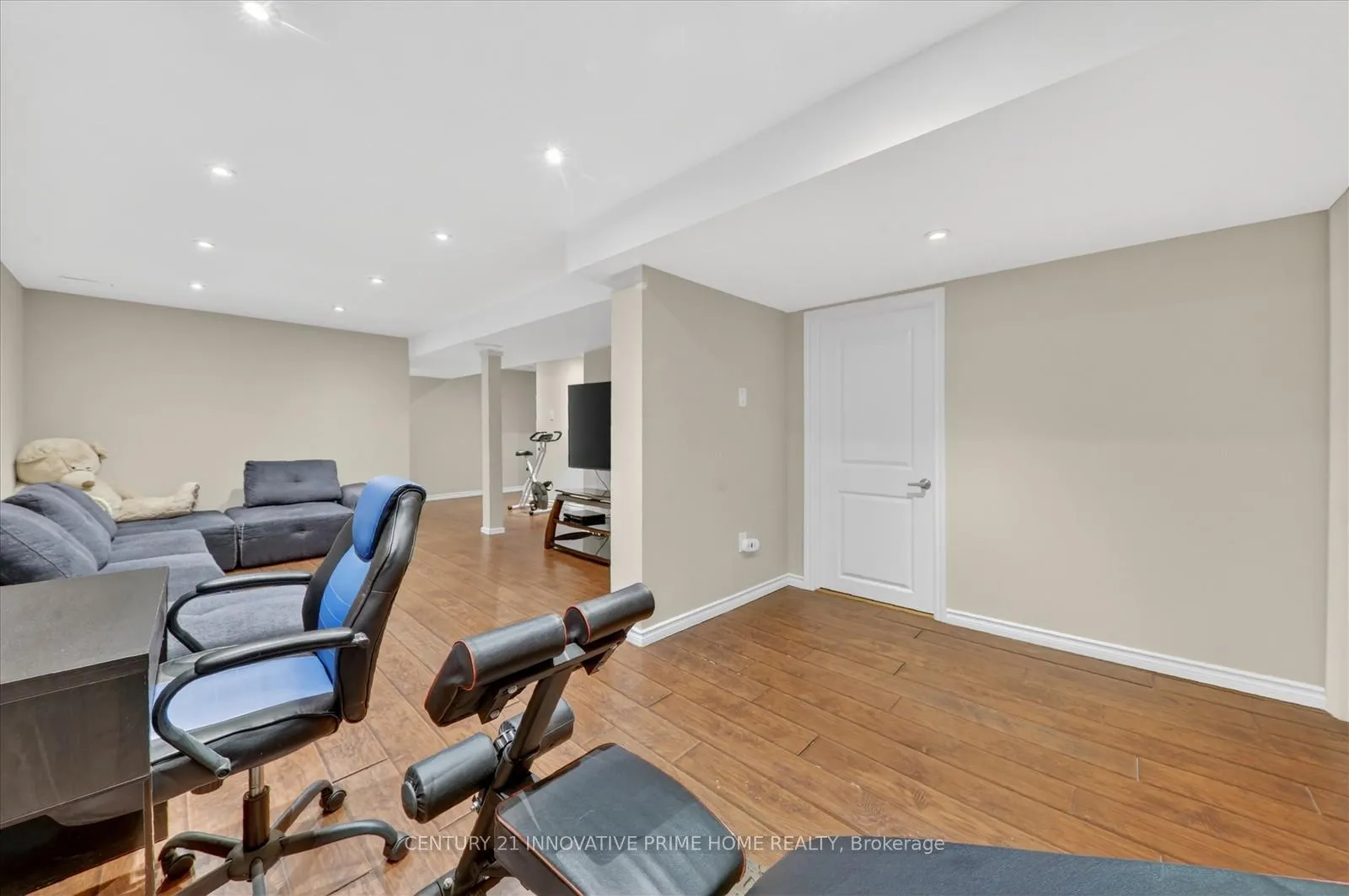 Photo 37 of 76 Anita Drive, Markham, Village Green-South Unionville — HOMEH