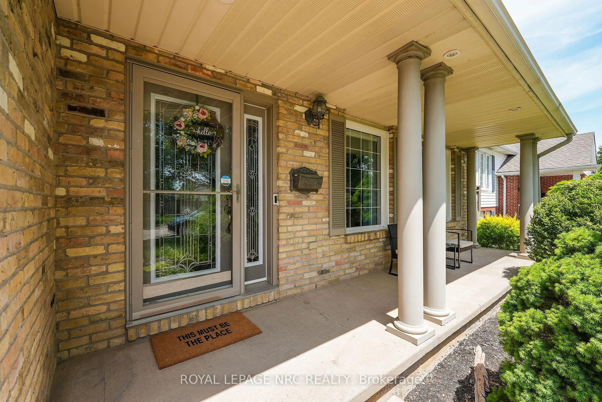 Photo 2 of 4 Bolger Drive, St. Catharines, Lakeport — HOMEH