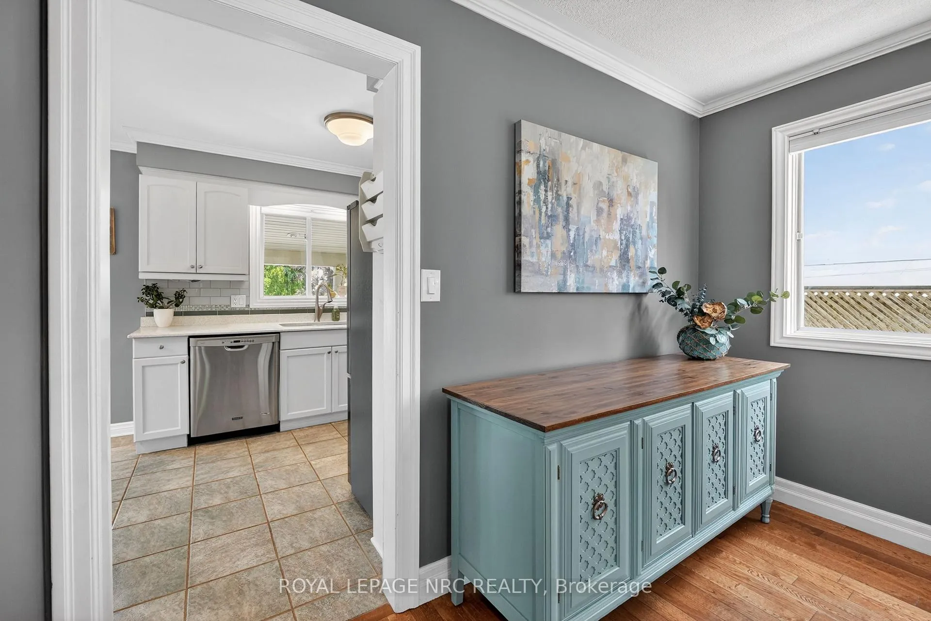 Photo 7 of 4 Bolger Drive, St. Catharines, Lakeport — HOMEH
