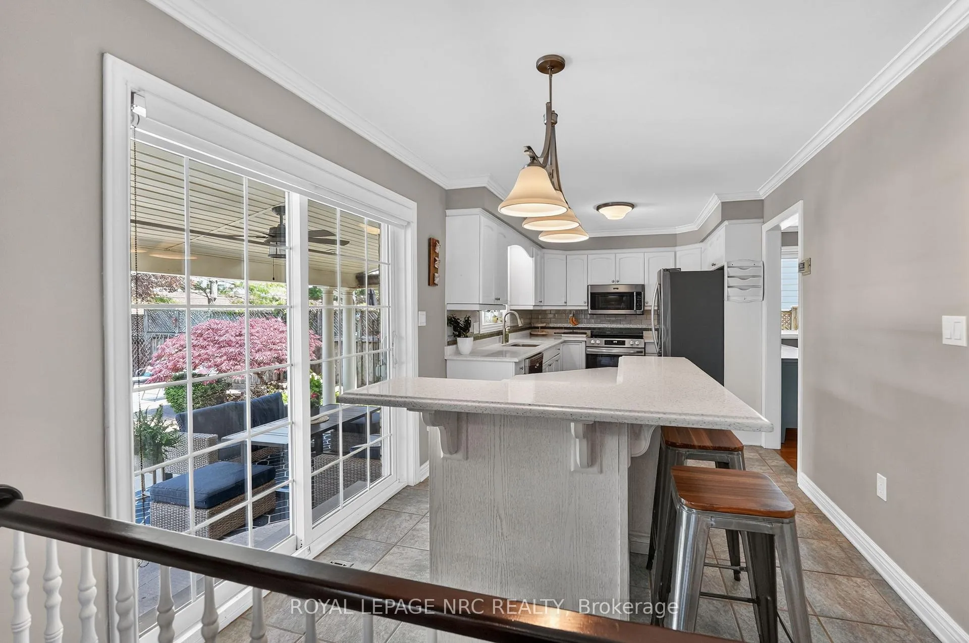 Photo 11 of 4 Bolger Drive, St. Catharines, Lakeport — HOMEH