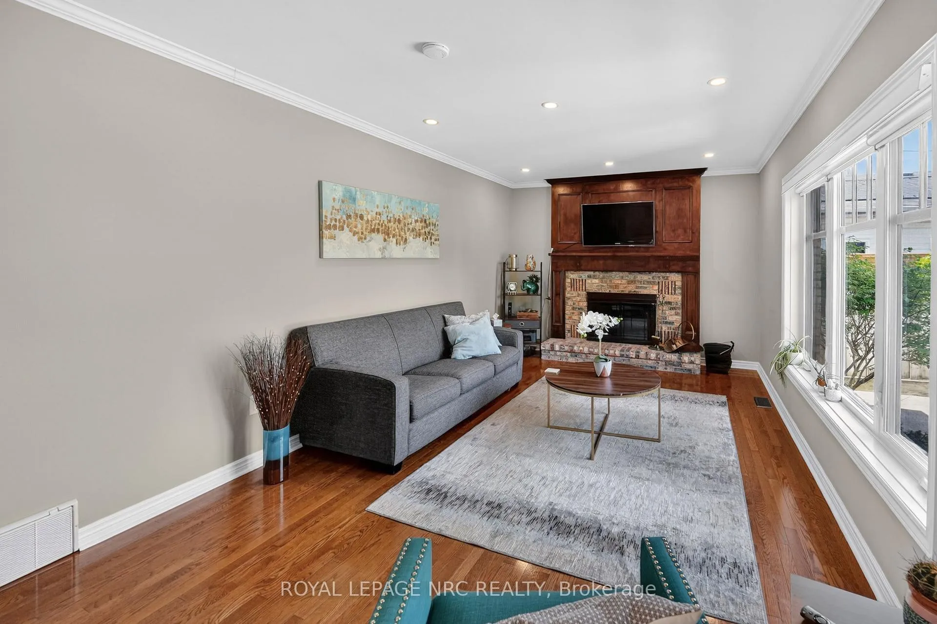 Photo 12 of 4 Bolger Drive, St. Catharines, Lakeport — HOMEH