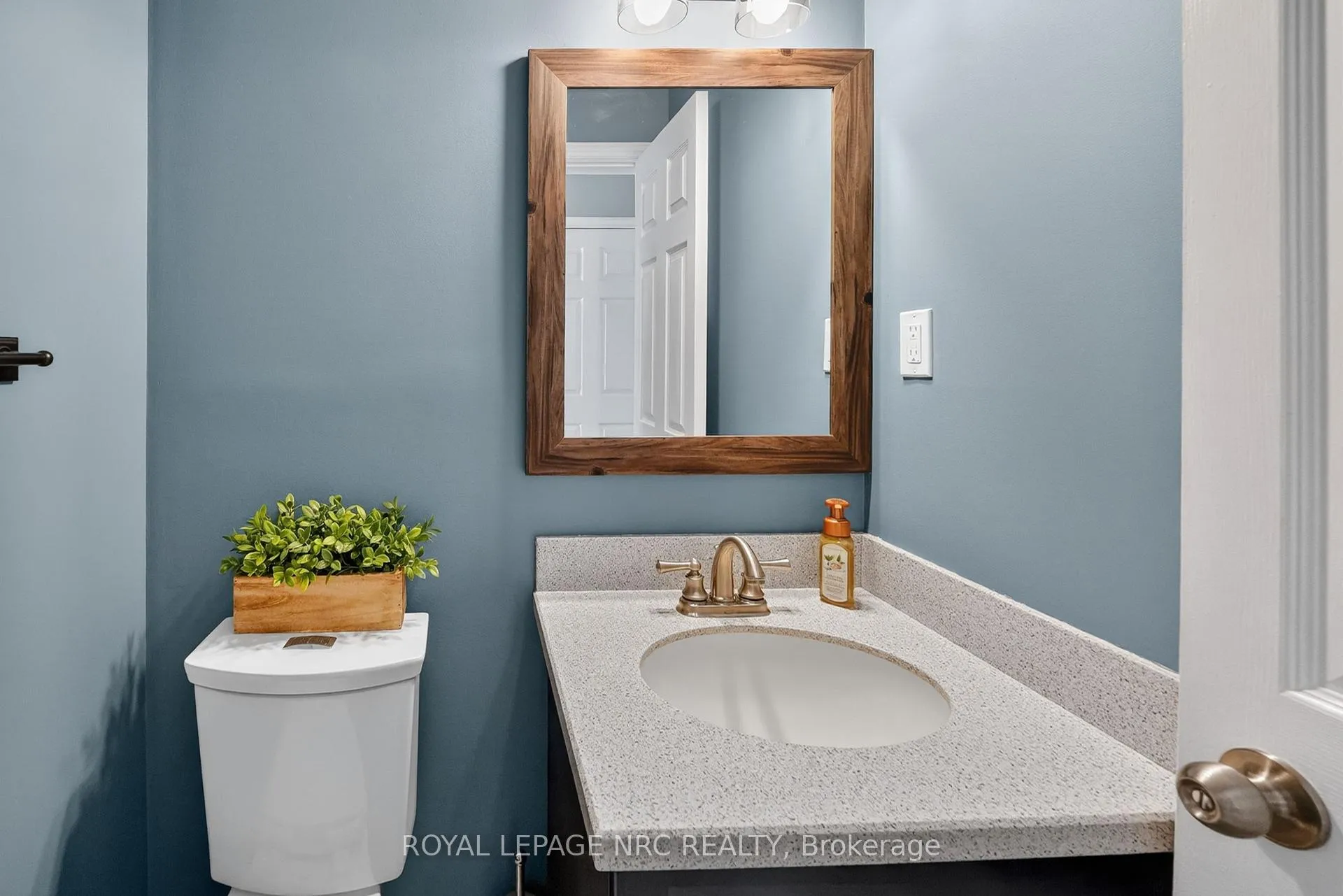 Photo 16 of 4 Bolger Drive, St. Catharines, Lakeport — HOMEH