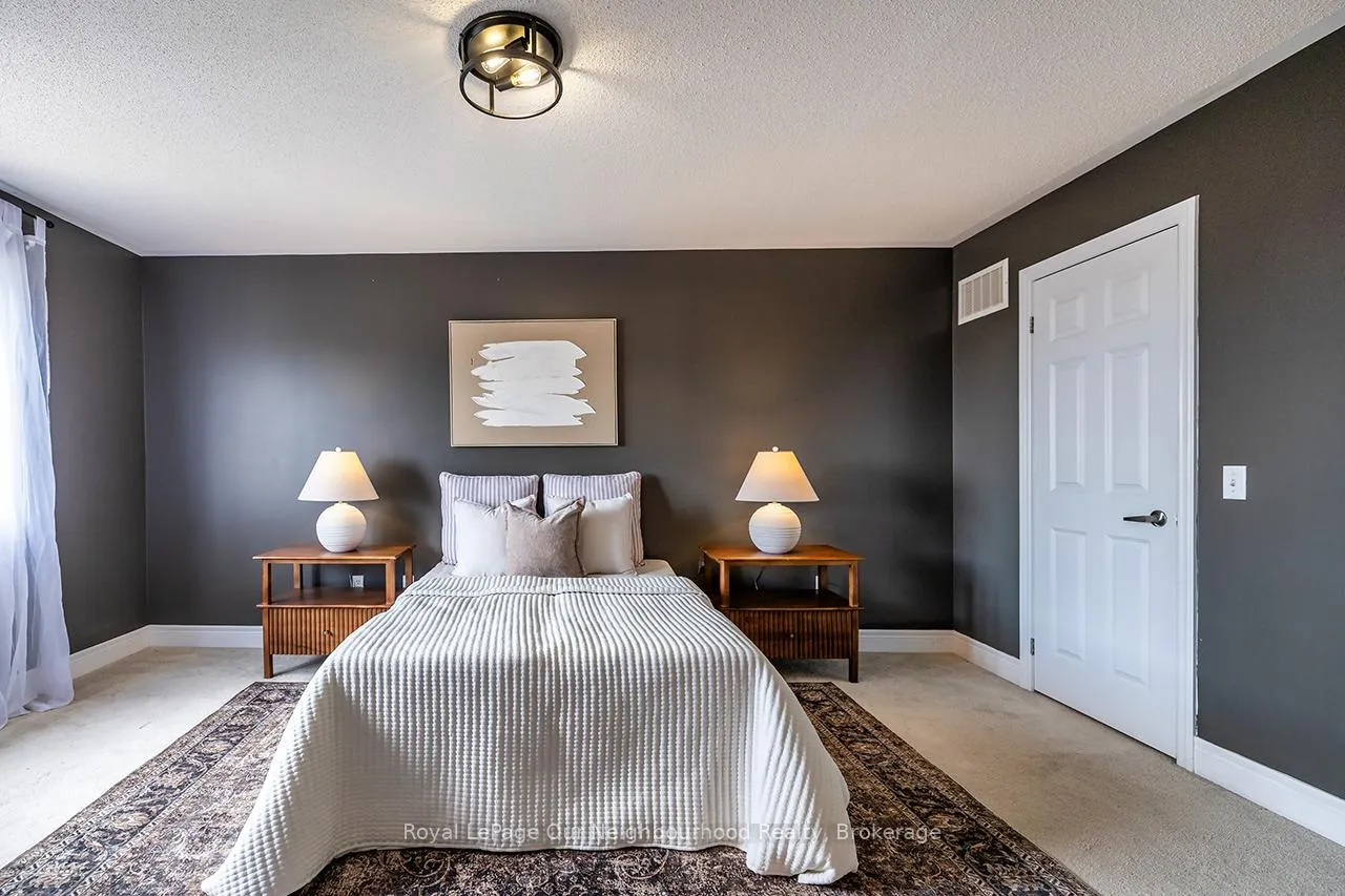 Photo 17 of 53 Kersey Crescent, Clarington, Courtice — HOMEH