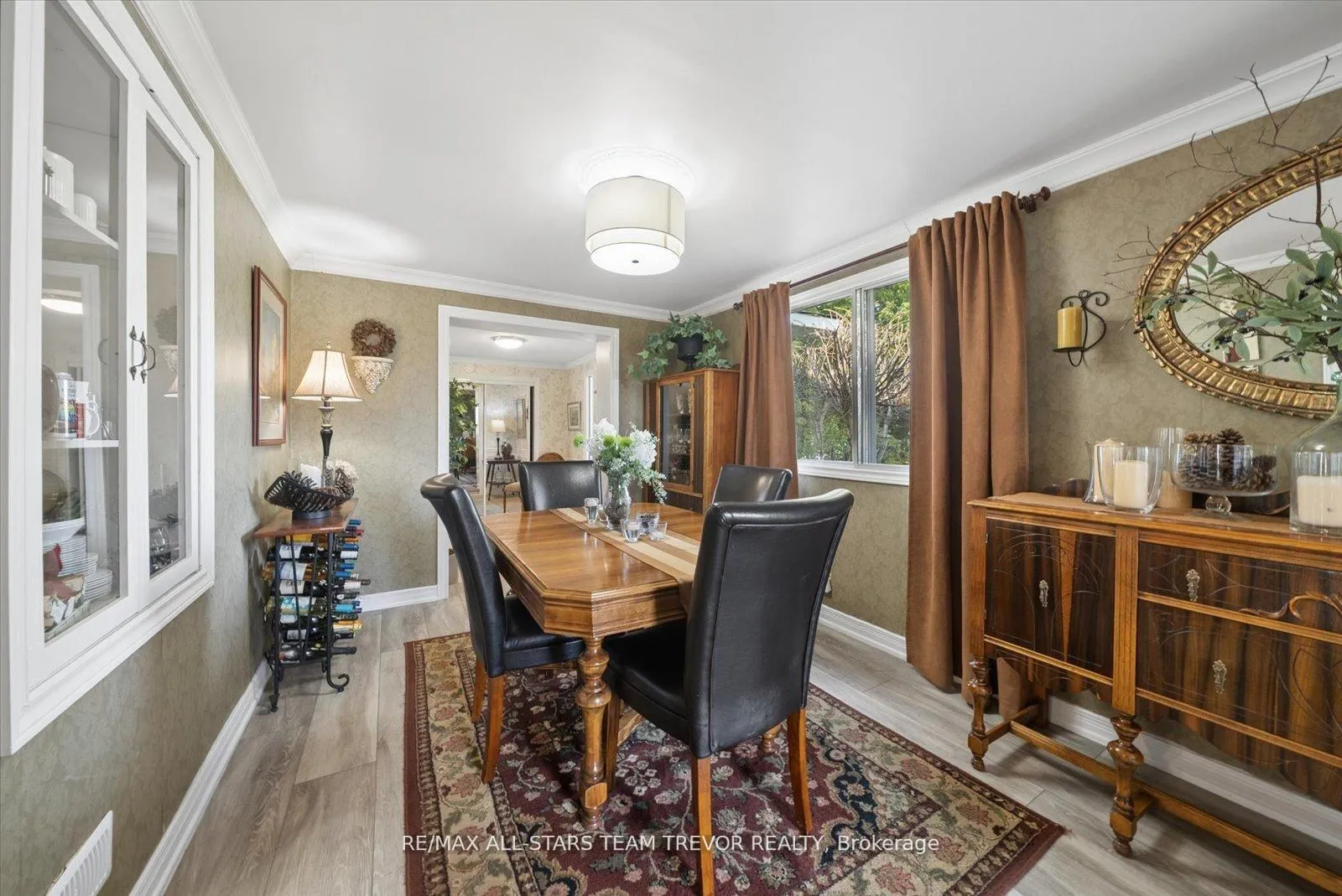 Photo 5 of 24082 Warden Avenue, Georgina, Belhaven — HOMEH