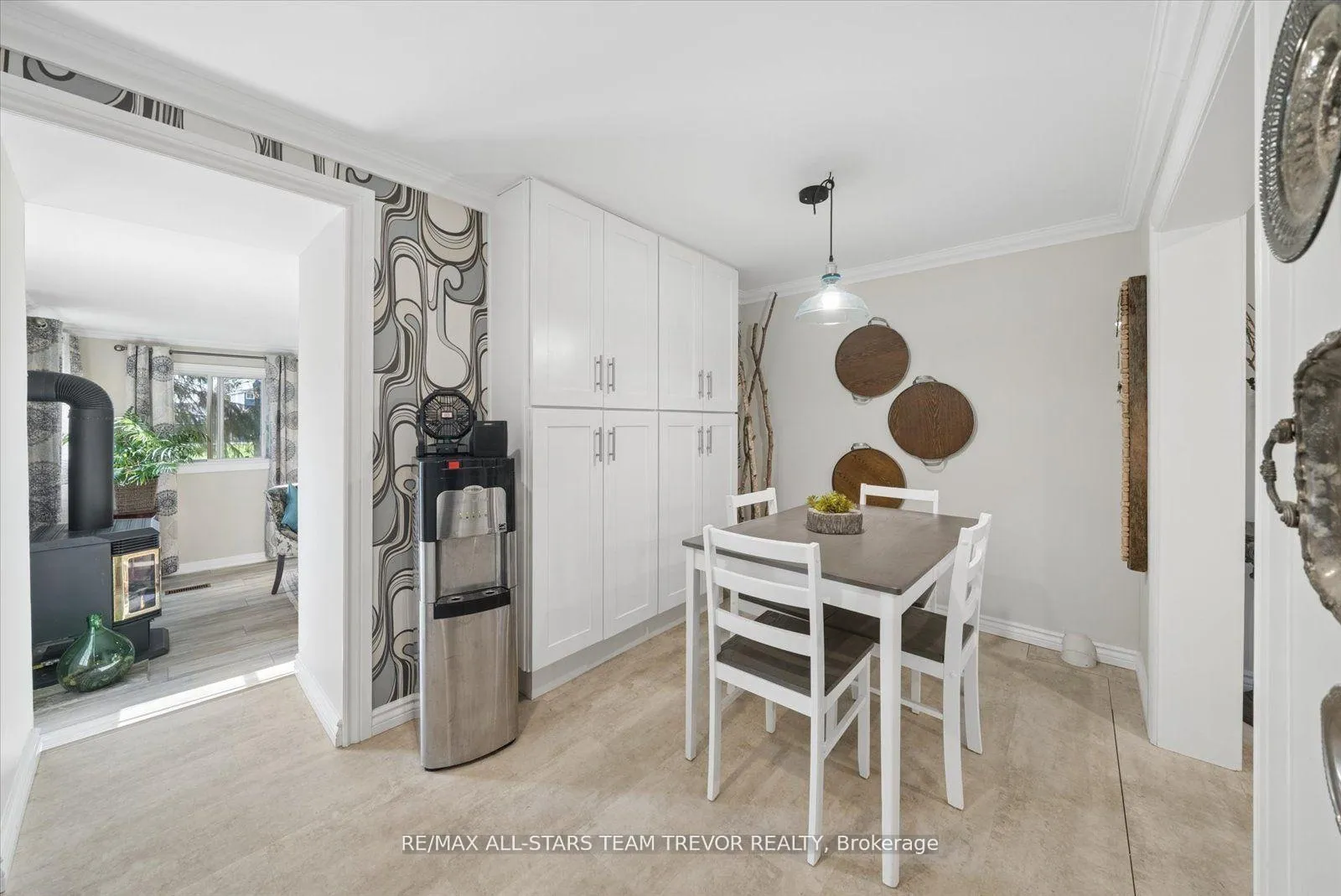 Photo 12 of 24082 Warden Avenue, Georgina, Belhaven — HOMEH