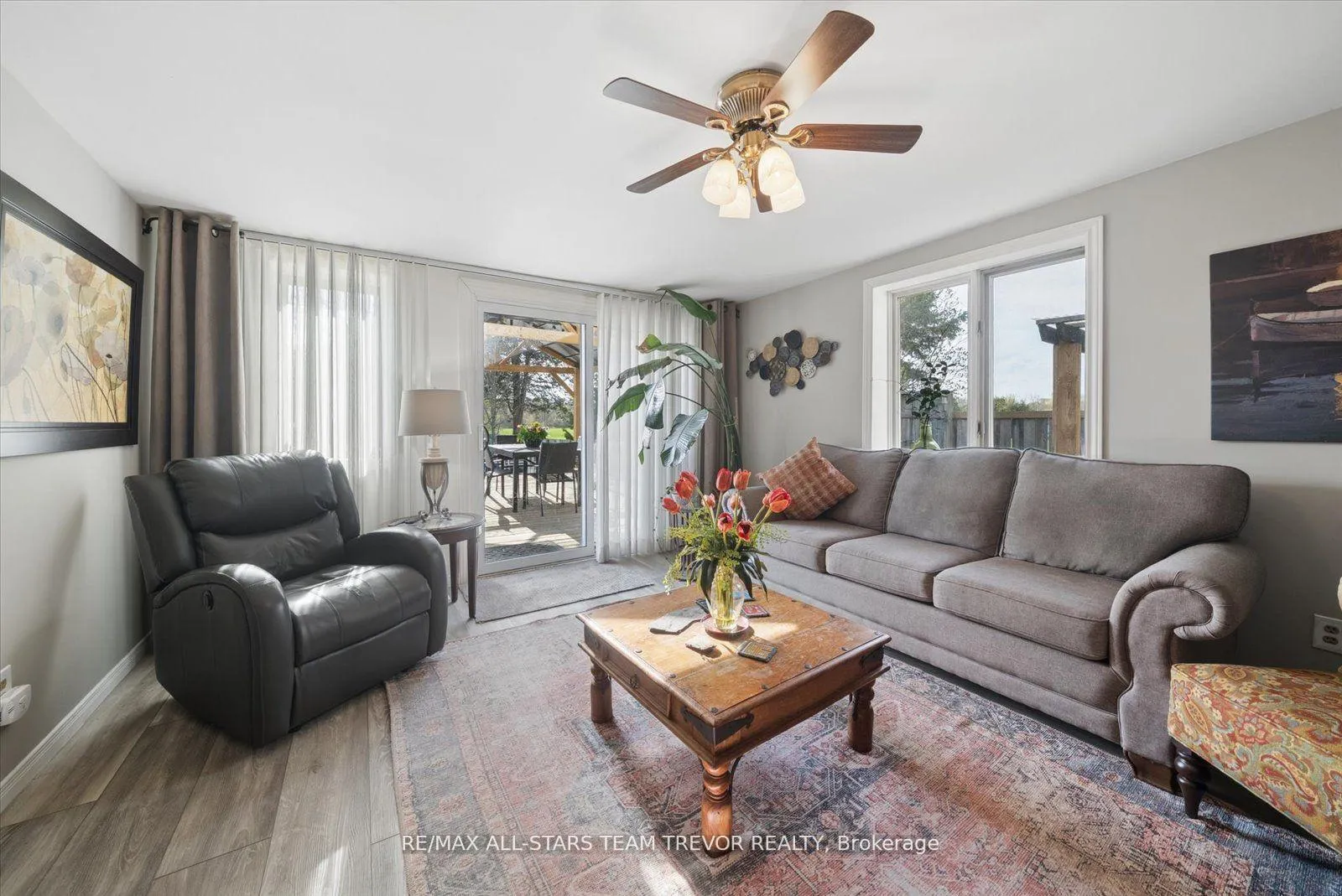 Photo 13 of 24082 Warden Avenue, Georgina, Belhaven — HOMEH