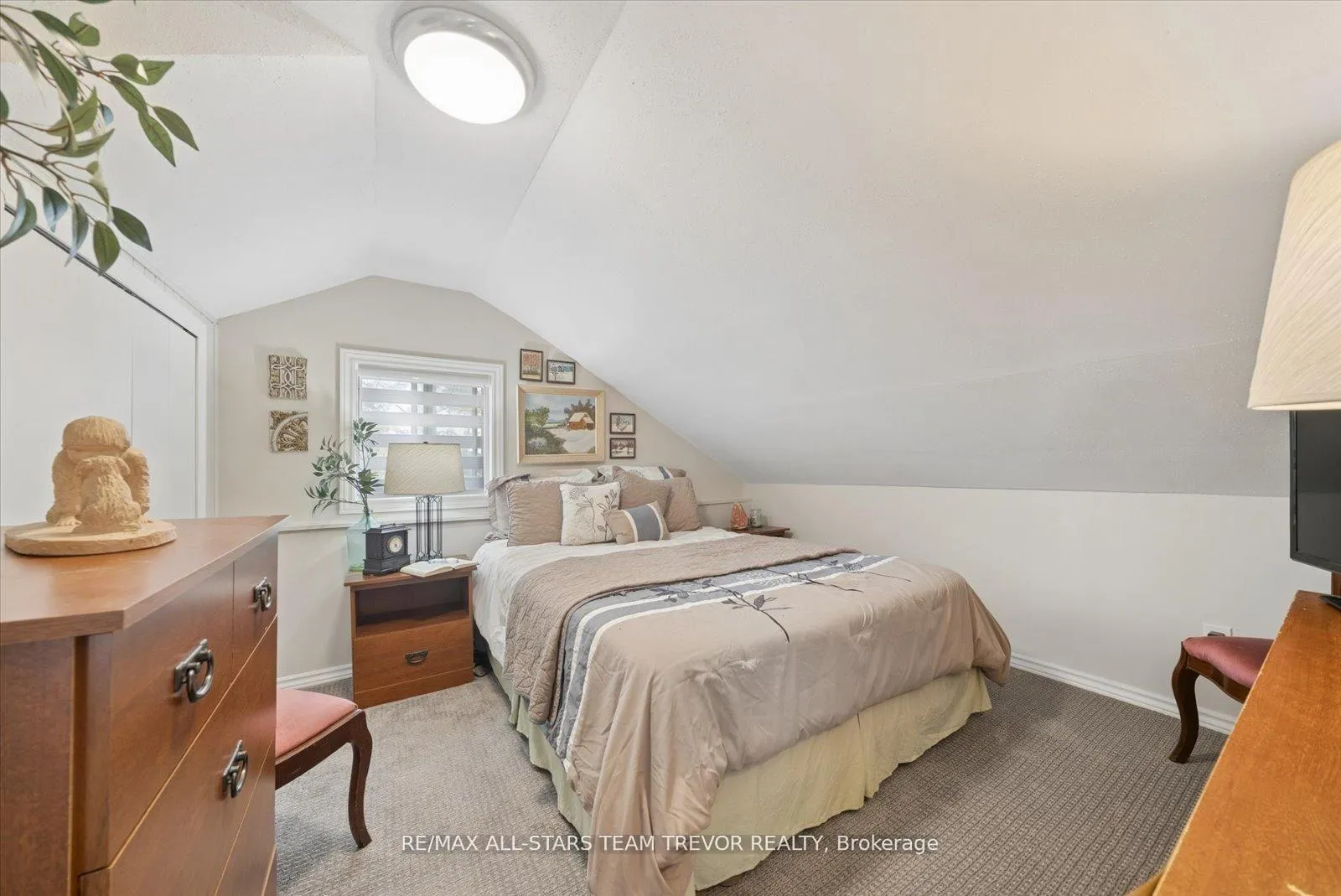 Photo 21 of 24082 Warden Avenue, Georgina, Belhaven — HOMEH