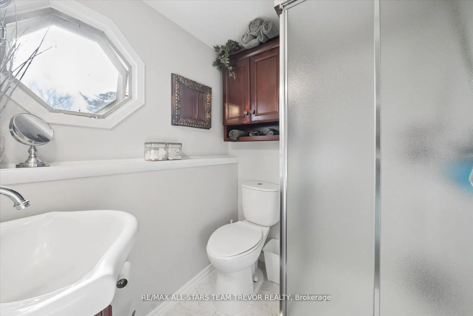 Photo 24 of 24082 Warden Avenue, Georgina, Belhaven — HOMEH