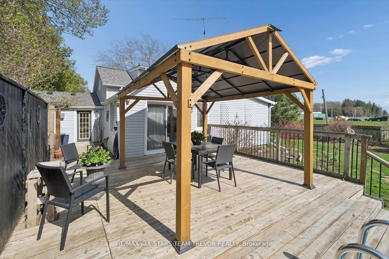 Photo 28 of 24082 Warden Avenue, Georgina, Belhaven — HOMEH