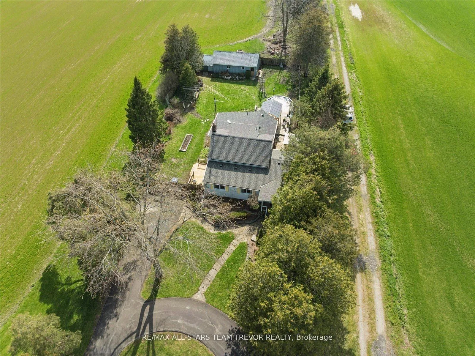 Photo 37 of 24082 Warden Avenue, Georgina, Belhaven — HOMEH