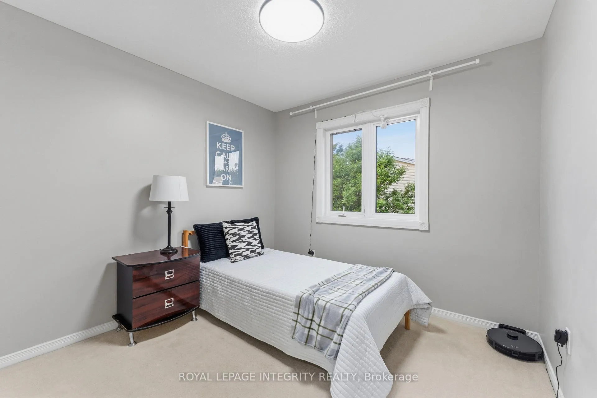 Photo 26 of 89 Burlington Crescent, Ottawa, Hunt Club Park/Greenboro — HOMEH