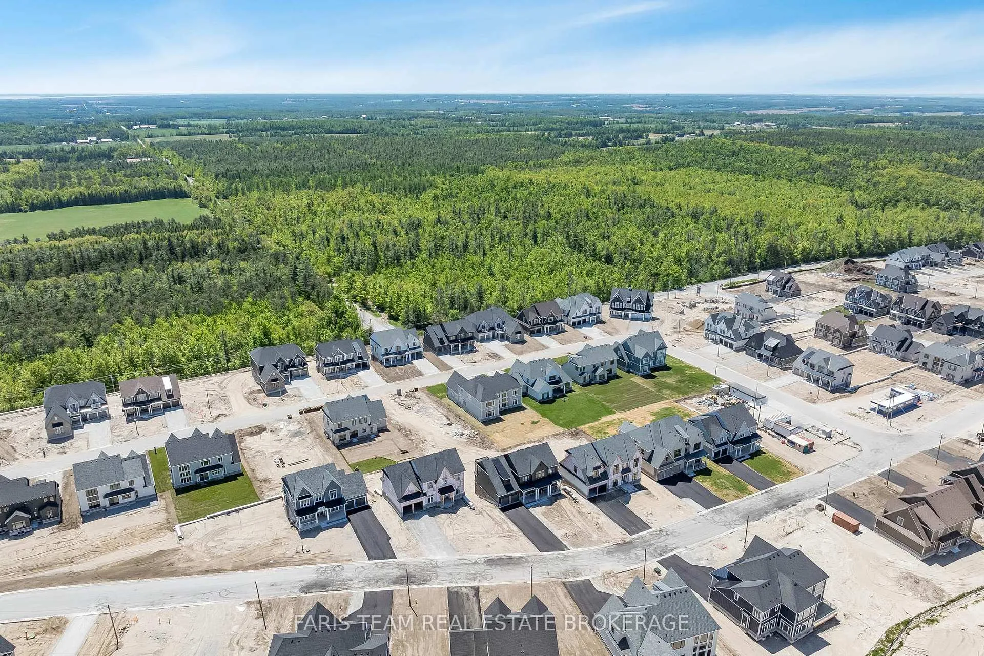 Photo 49 of 22 Aldwinckle Avenue, Oro-Medonte, Rural Oro-Medonte — HOMEH