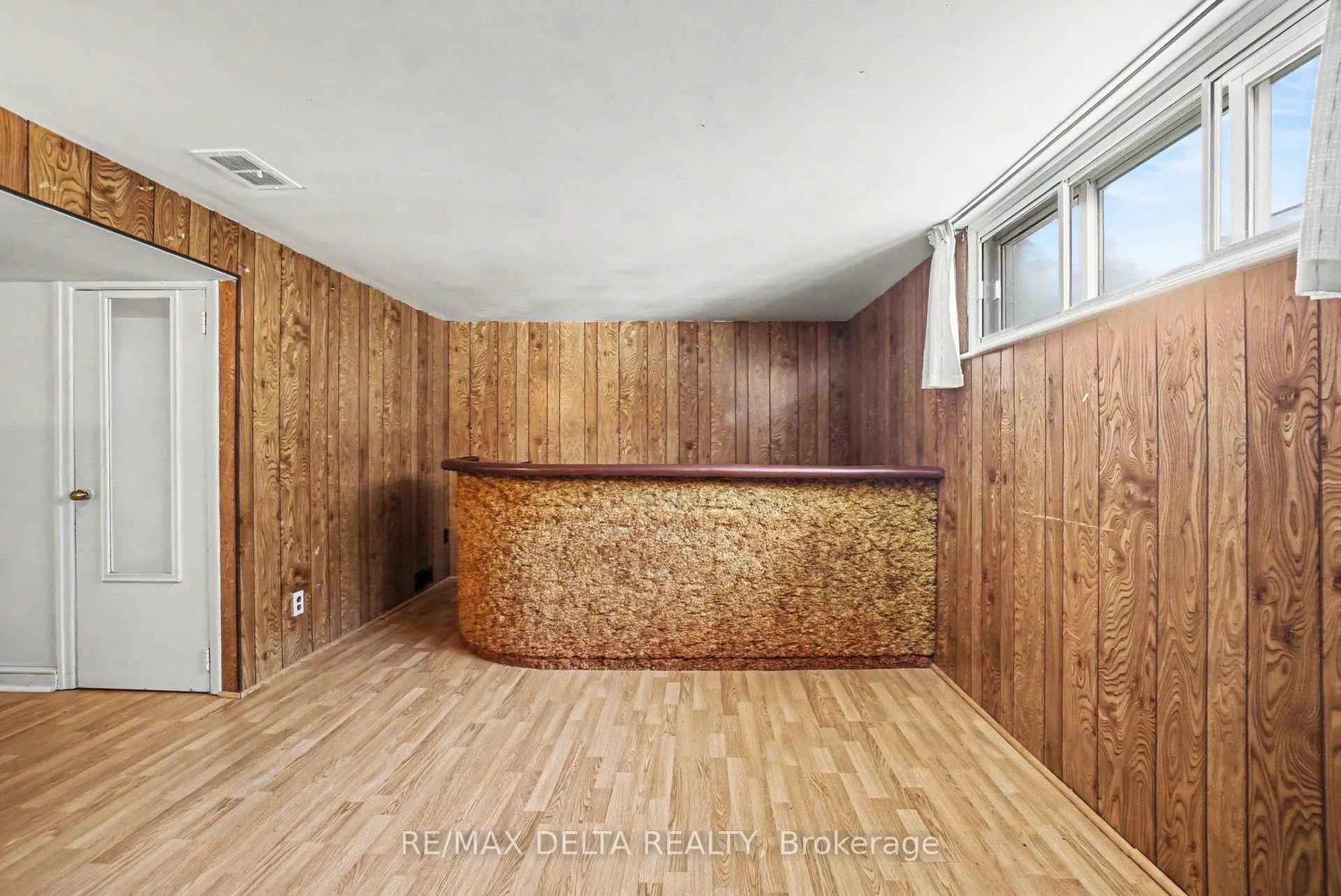 Photo 36 of 352 Lacasse Avenue, Ottawa, Vanier — HOMEH