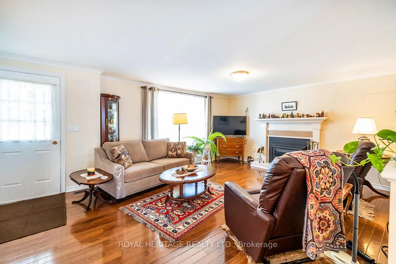 Photo 4 of 38 Bluffs Road E, Clarington, Newcastle — HOMEH