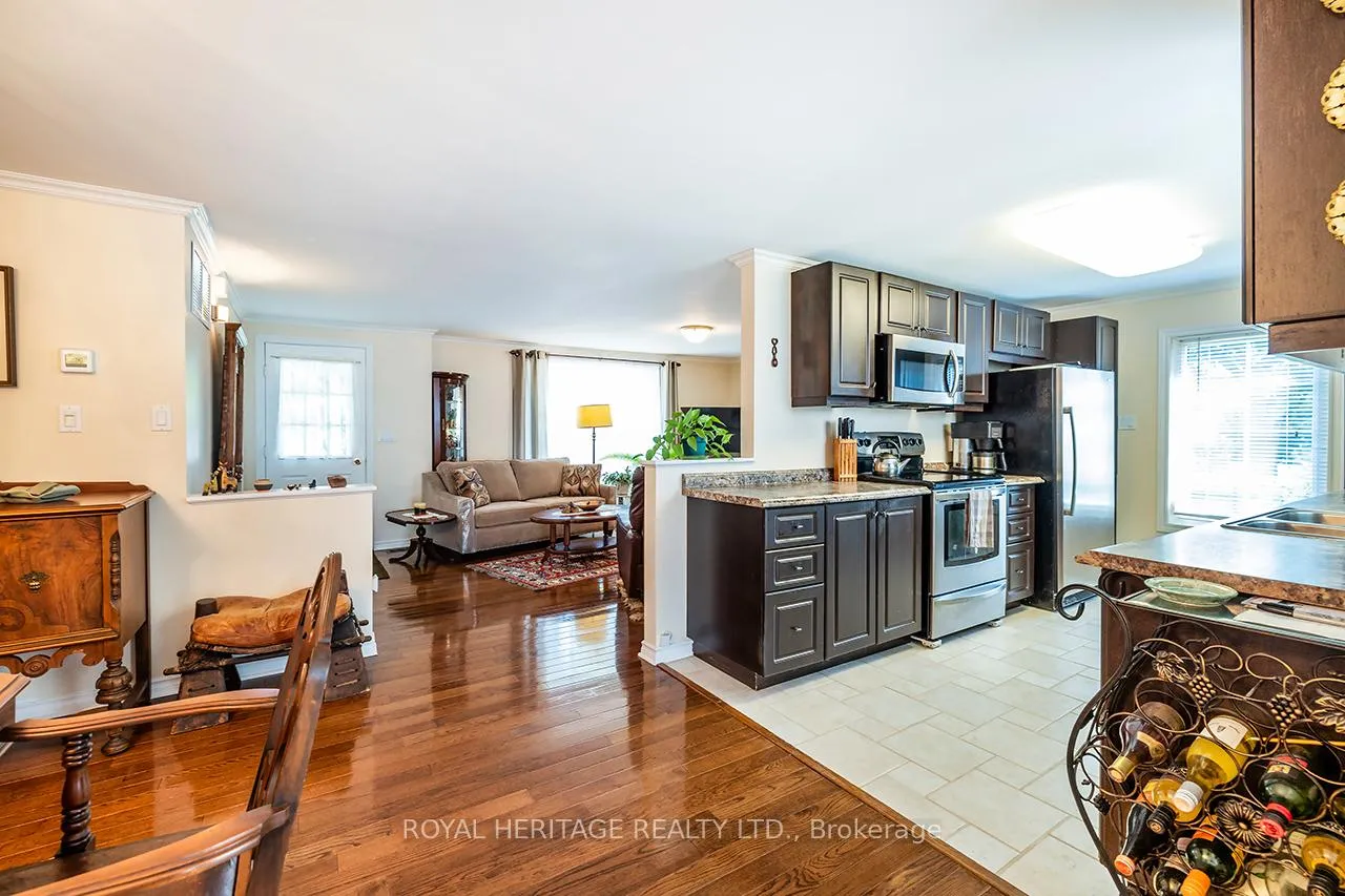 Photo 10 of 38 Bluffs Road E, Clarington, Newcastle — HOMEH