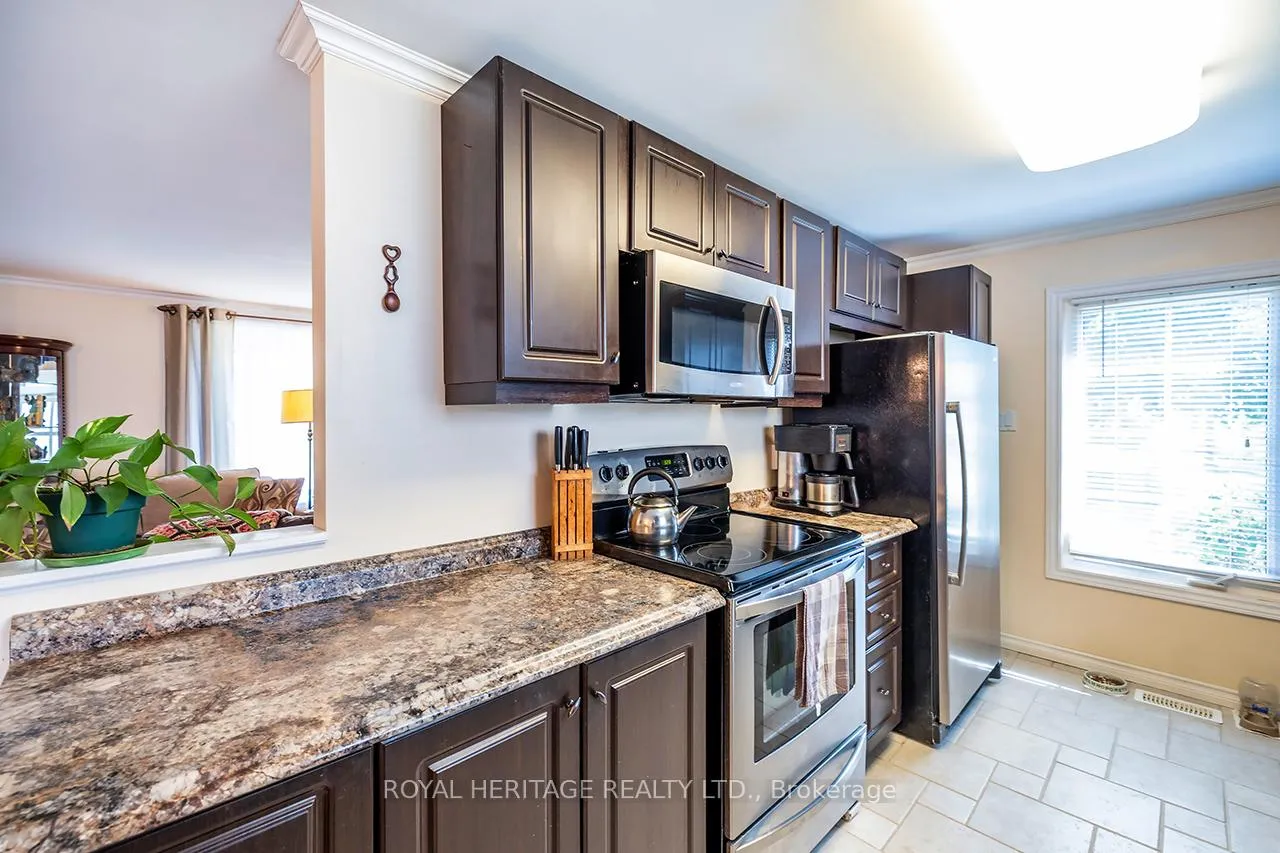 Photo 12 of 38 Bluffs Road E, Clarington, Newcastle — HOMEH