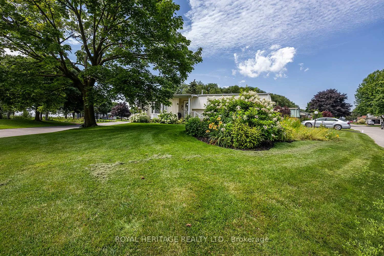 Photo 31 of 38 Bluffs Road E, Clarington, Newcastle — HOMEH