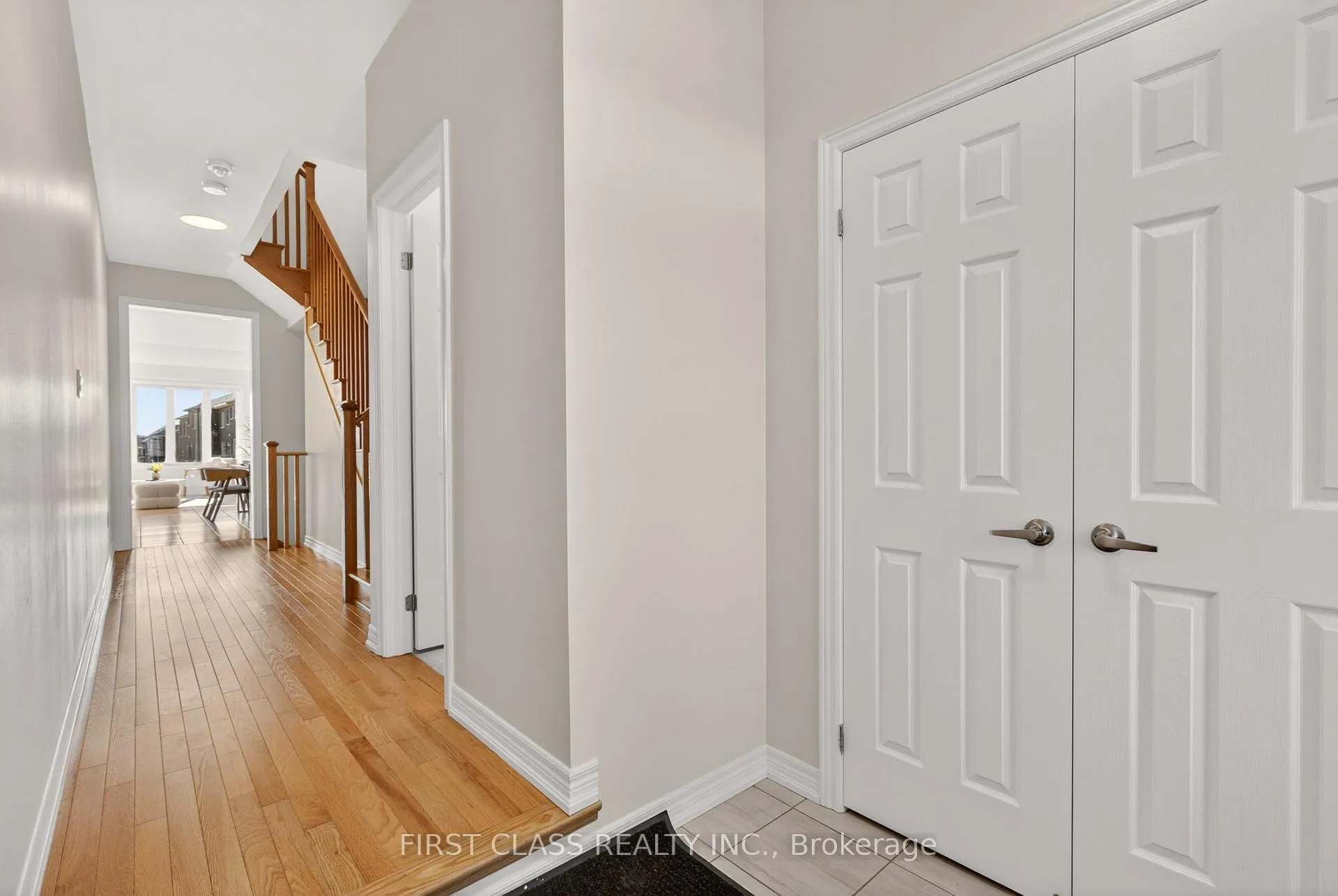 Photo 3 of 2920 Hawkridge Lane, Pickering, Rural Pickering — HOMEH