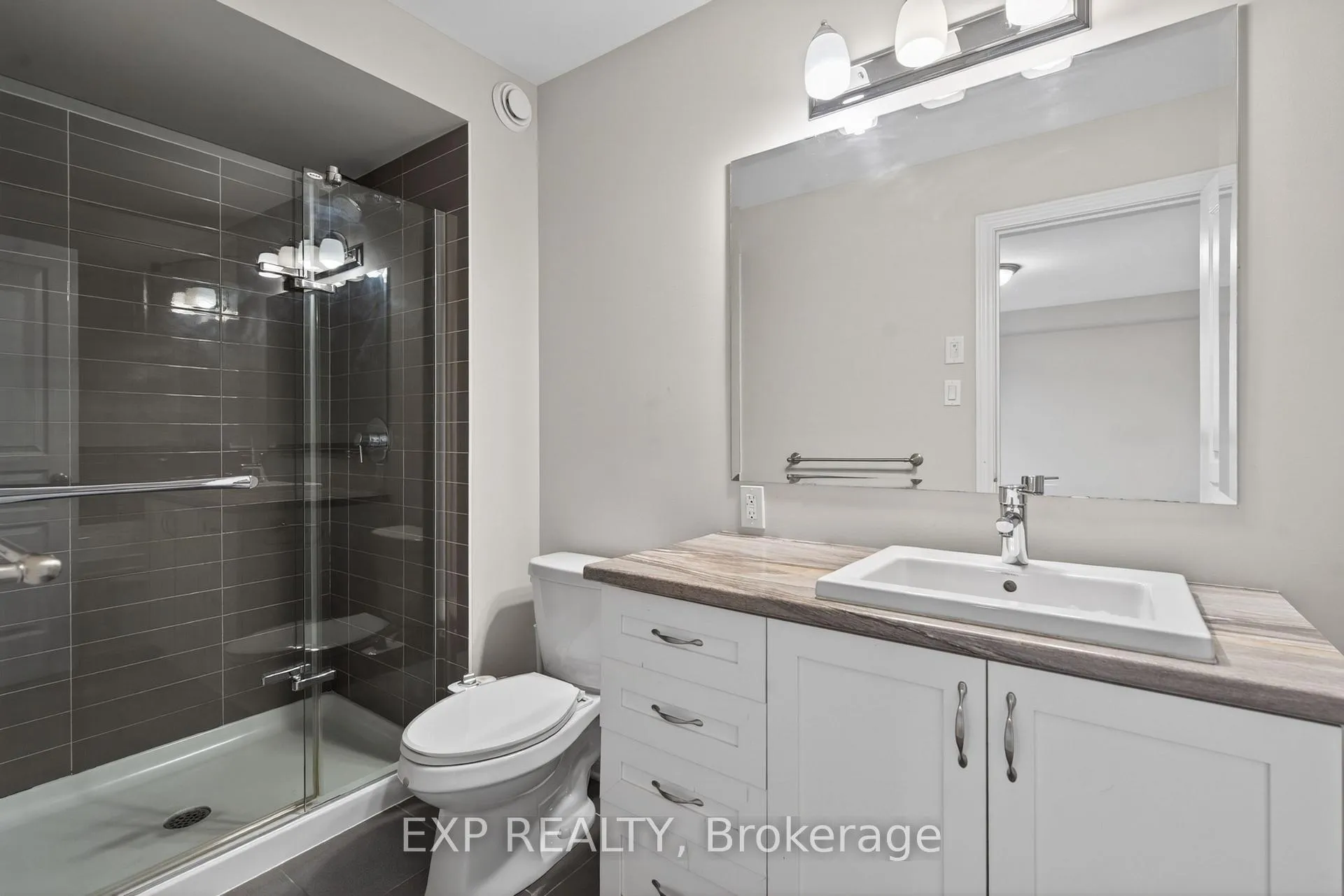 Photo 18 of 322 Rainrock Crescent, Ottawa, Mer Bleue/Bradley Estates/Anderson Park — HOMEH