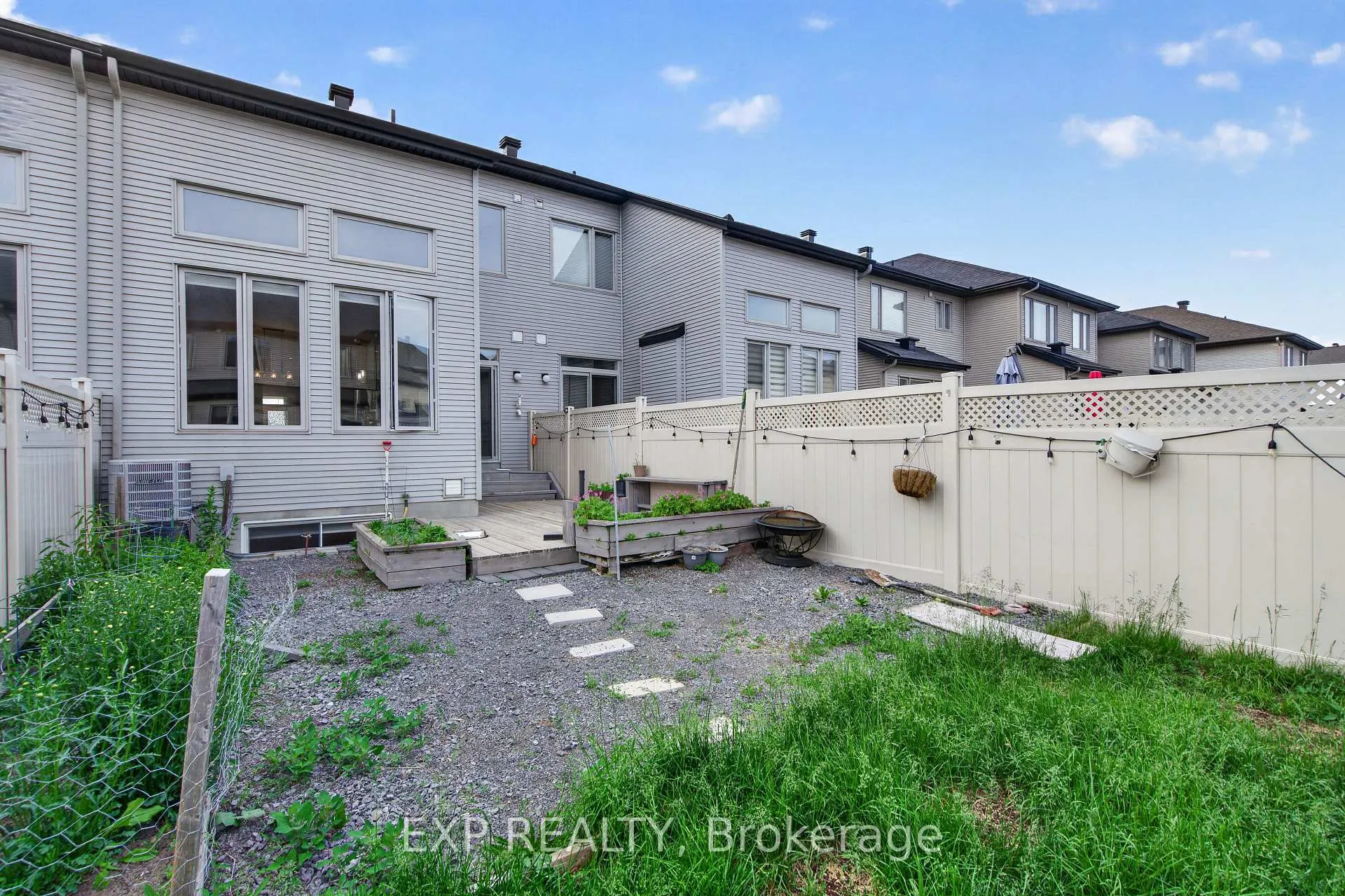 Photo 26 of 322 Rainrock Crescent, Ottawa, Mer Bleue/Bradley Estates/Anderson Park — HOMEH