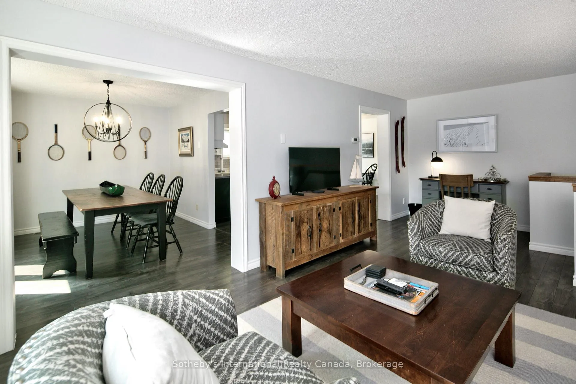 Photo 3 of 26 Middle Avenue, Meaford — HOMEH