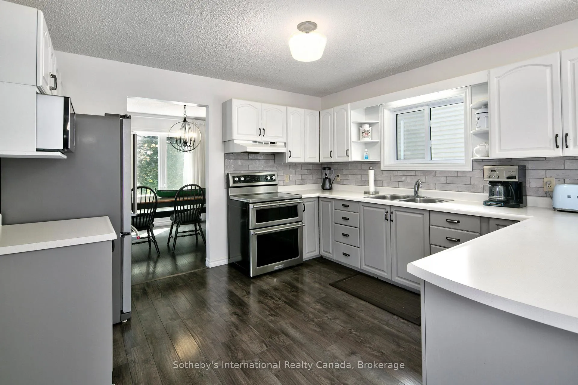 Photo 5 of 26 Middle Avenue, Meaford — HOMEH
