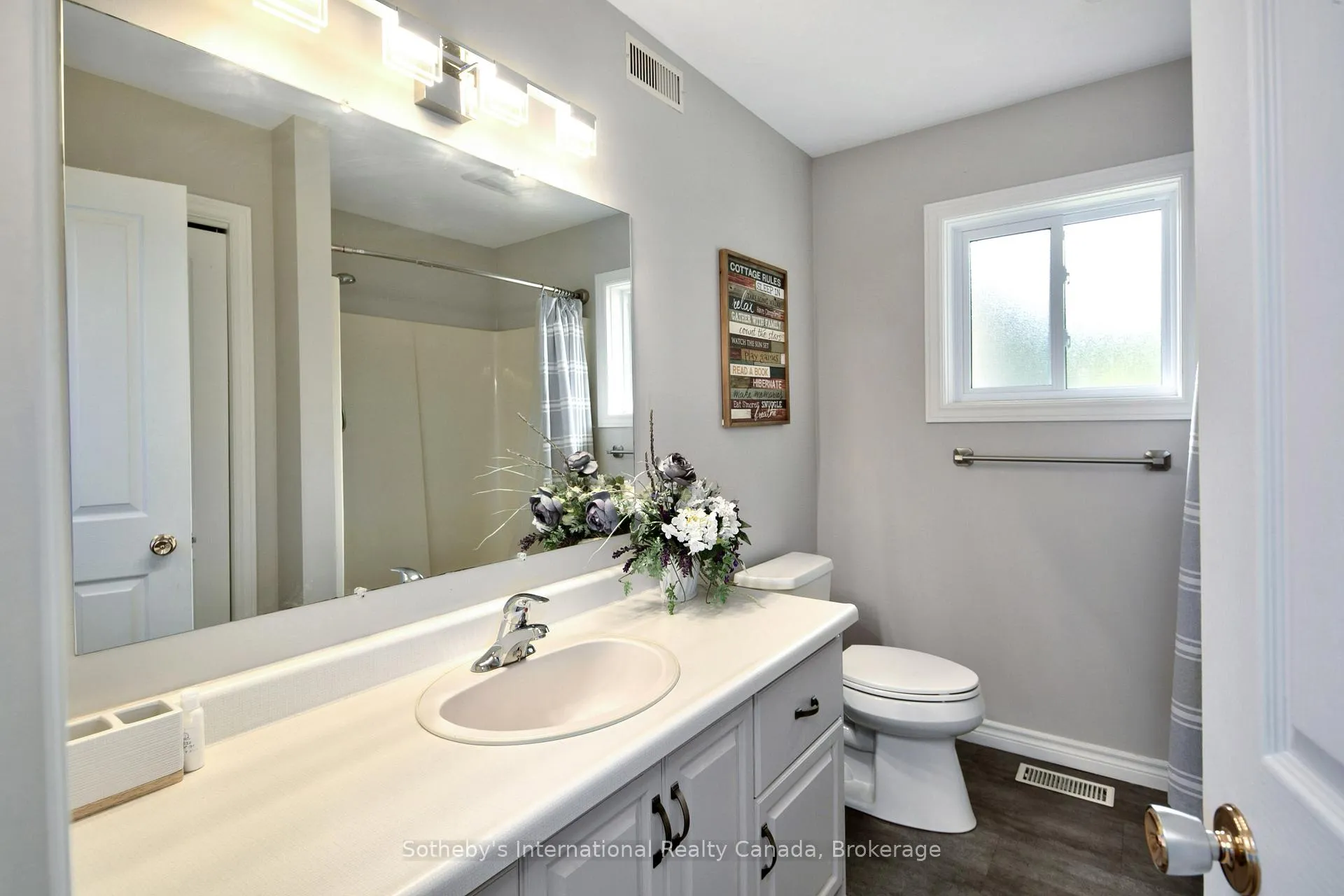 Photo 11 of 26 Middle Avenue, Meaford — HOMEH