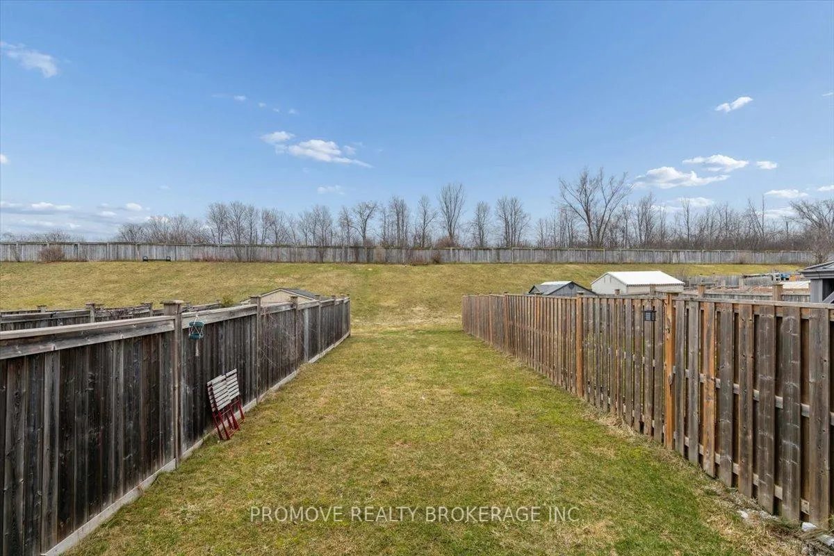 Photo 2 of 70 Curzon Crescent, Guelph, Willow West/Sugarbush/West Acres — HOMEH