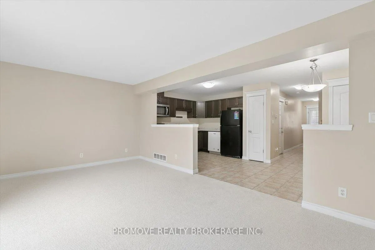 Photo 14 of 70 Curzon Crescent, Guelph, Willow West/Sugarbush/West Acres — HOMEH