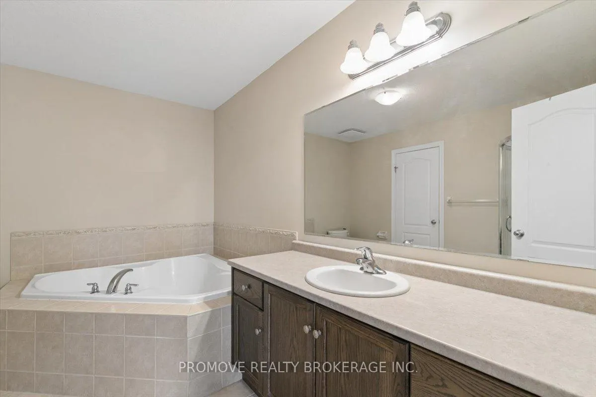 Photo 24 of 70 Curzon Crescent, Guelph, Willow West/Sugarbush/West Acres — HOMEH