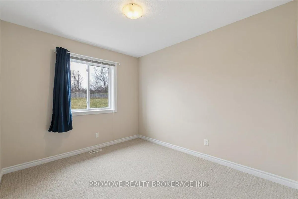 Photo 29 of 70 Curzon Crescent, Guelph, Willow West/Sugarbush/West Acres — HOMEH