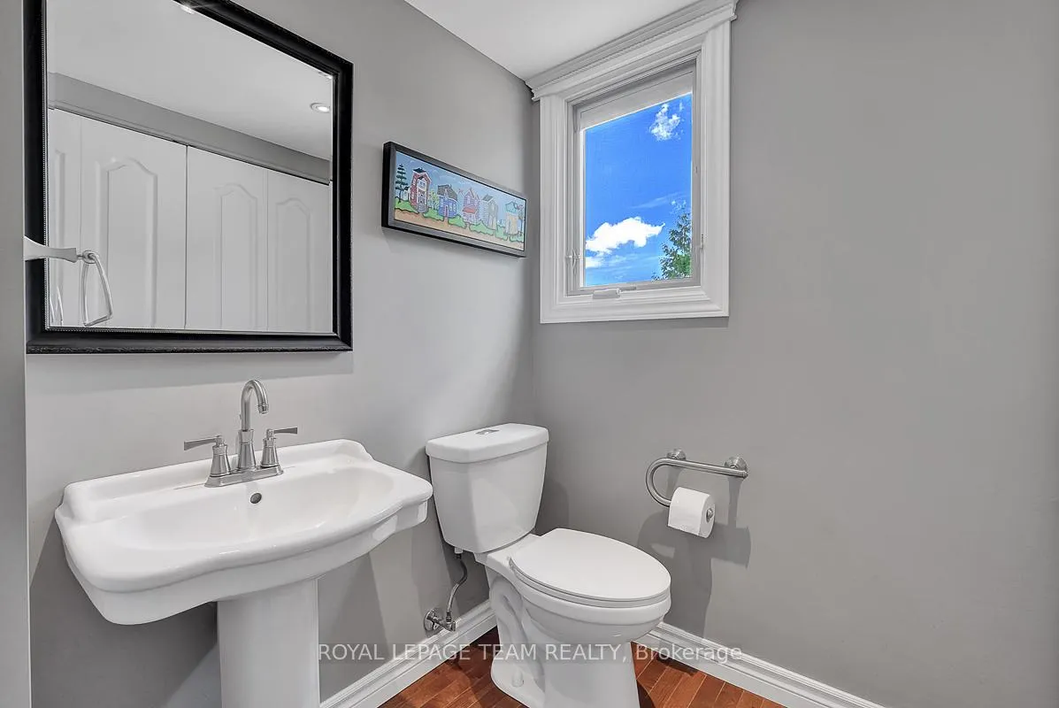 Photo 19 of 1 Emery Court, Ottawa, Arlington Woods — HOMEH