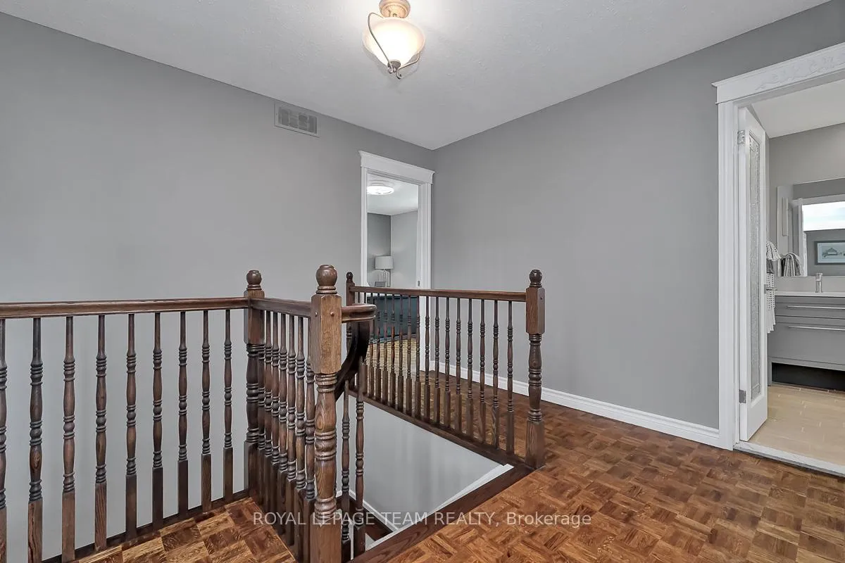 Photo 20 of 1 Emery Court, Ottawa, Arlington Woods — HOMEH