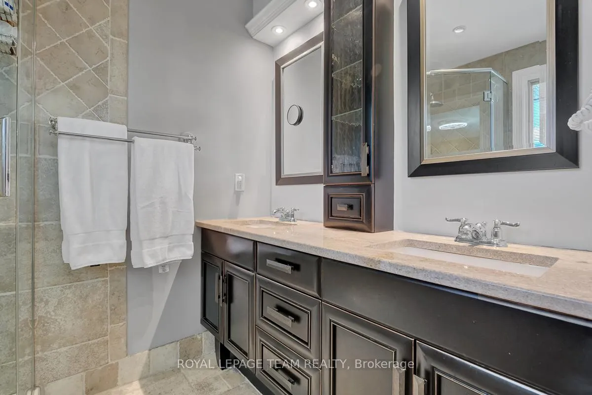 Photo 23 of 1 Emery Court, Ottawa, Arlington Woods — HOMEH