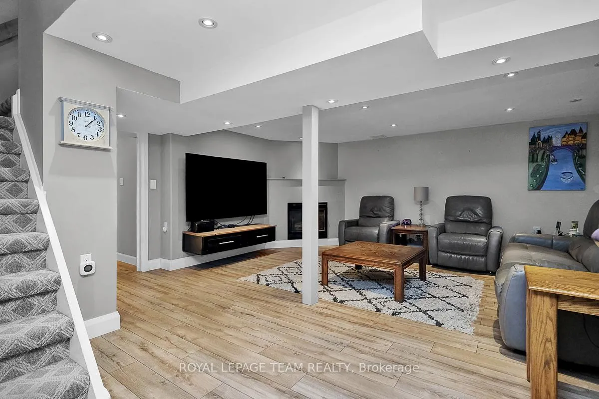 Photo 29 of 1 Emery Court, Ottawa, Arlington Woods — HOMEH