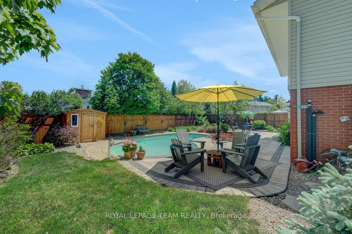 Photo 35 of 1 Emery Court, Ottawa, Arlington Woods — HOMEH