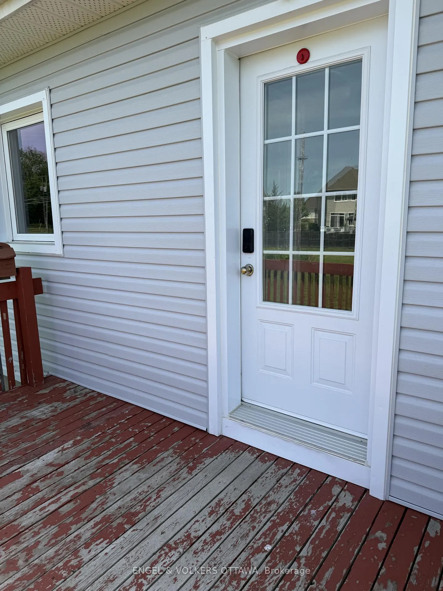 Photo 3 of Unit B, 1199 Old Montreal Road, Ottawa, Camelot — HOMEH