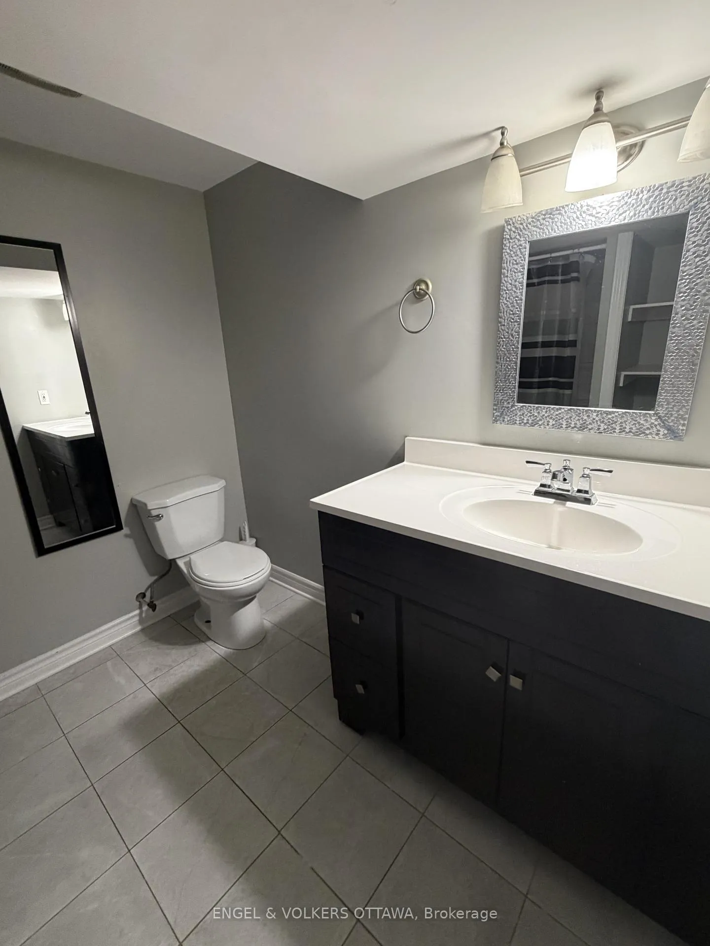 Photo 19 of Unit B, 1199 Old Montreal Road, Ottawa, Camelot — HOMEH
