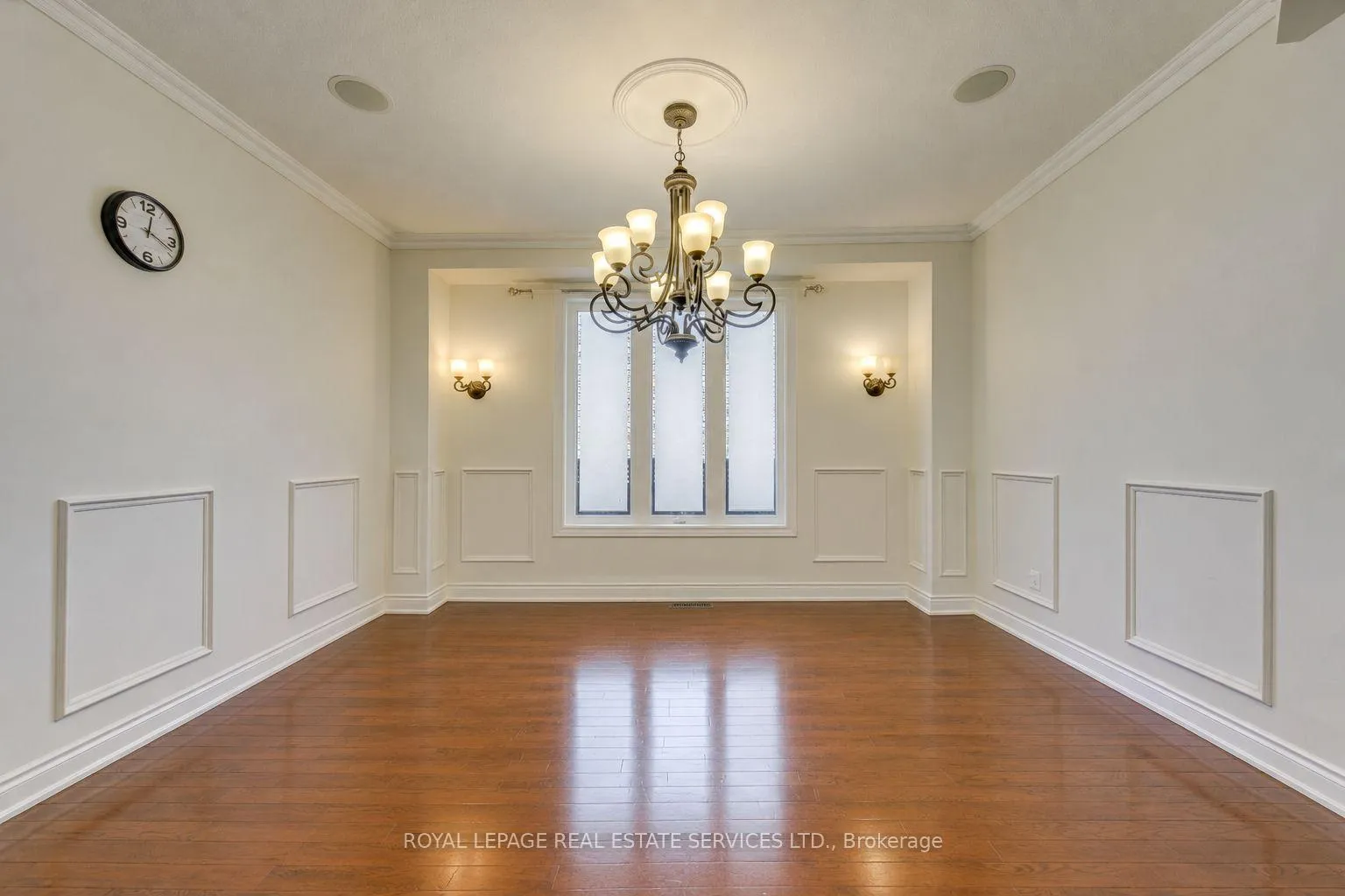 Photo 7 of 2473 Tesla Crescent, Oakville, Joshua Creek — HOMEH