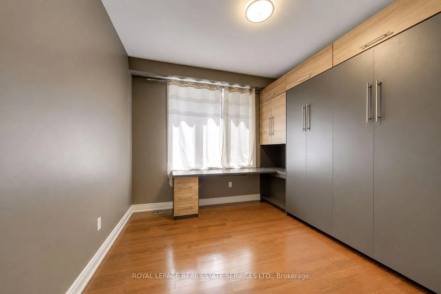 Photo 19 of 2473 Tesla Crescent, Oakville, Joshua Creek — HOMEH
