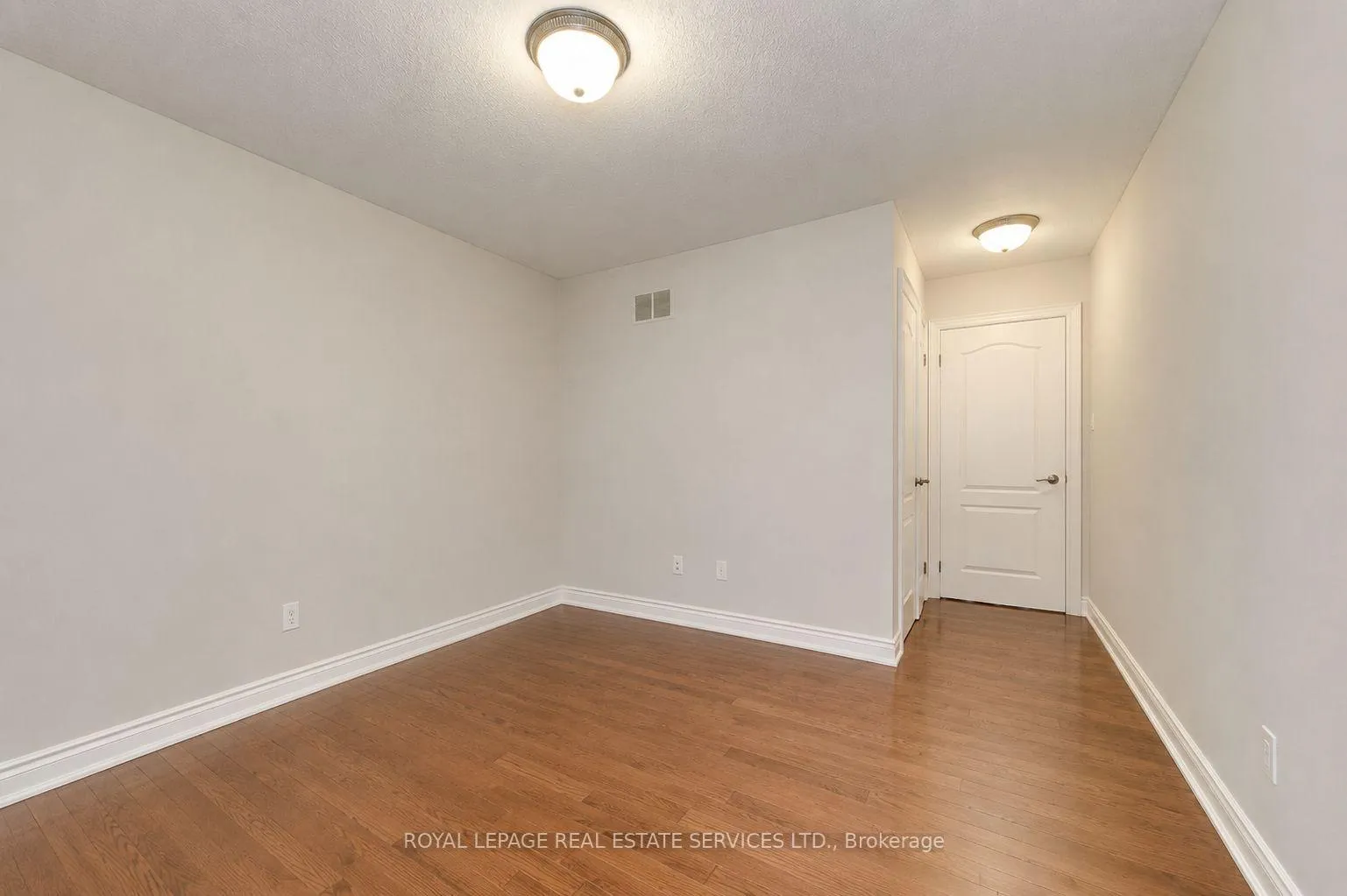 Photo 32 of 2473 Tesla Crescent, Oakville, Joshua Creek — HOMEH