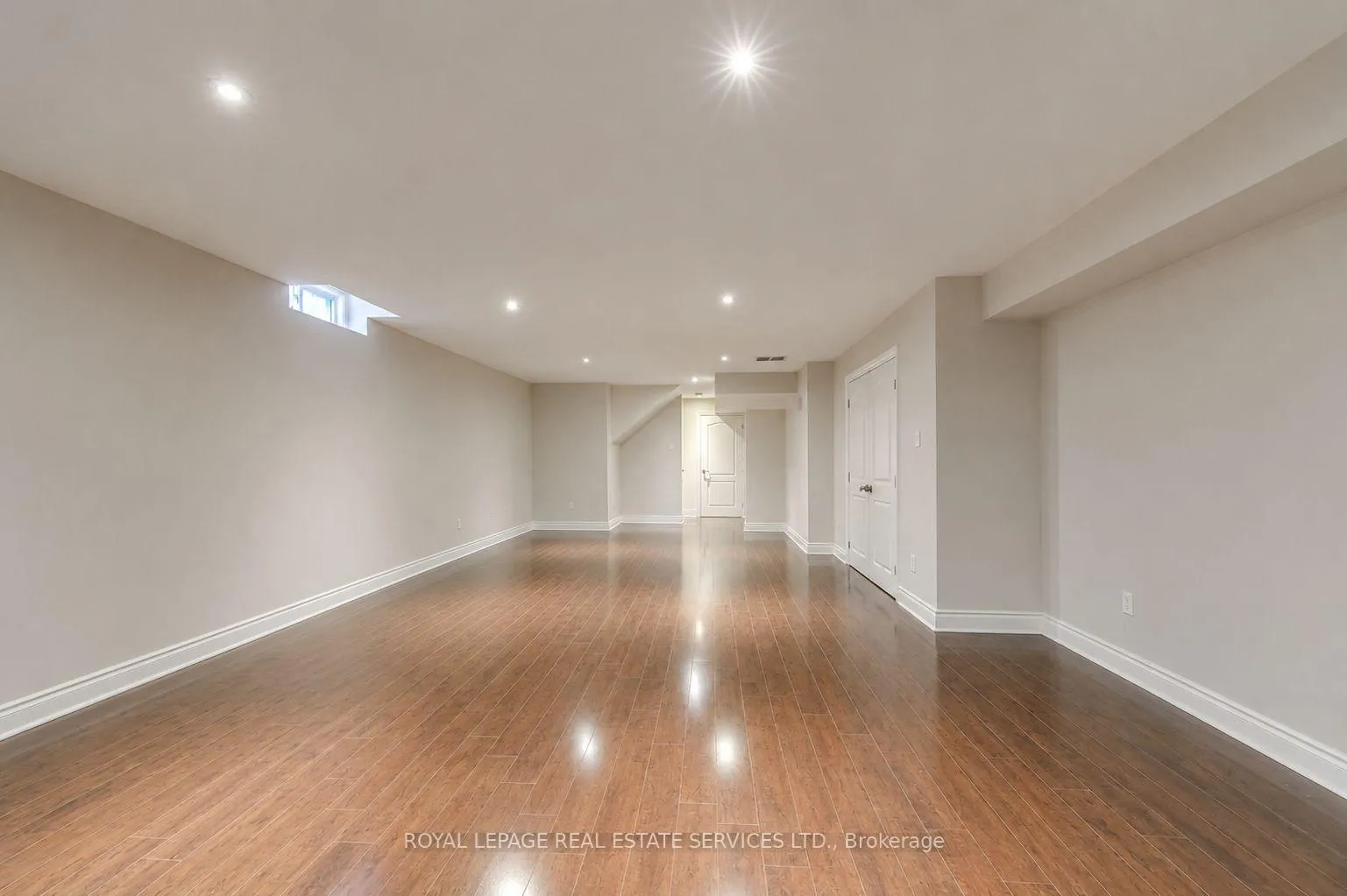 Photo 38 of 2473 Tesla Crescent, Oakville, Joshua Creek — HOMEH