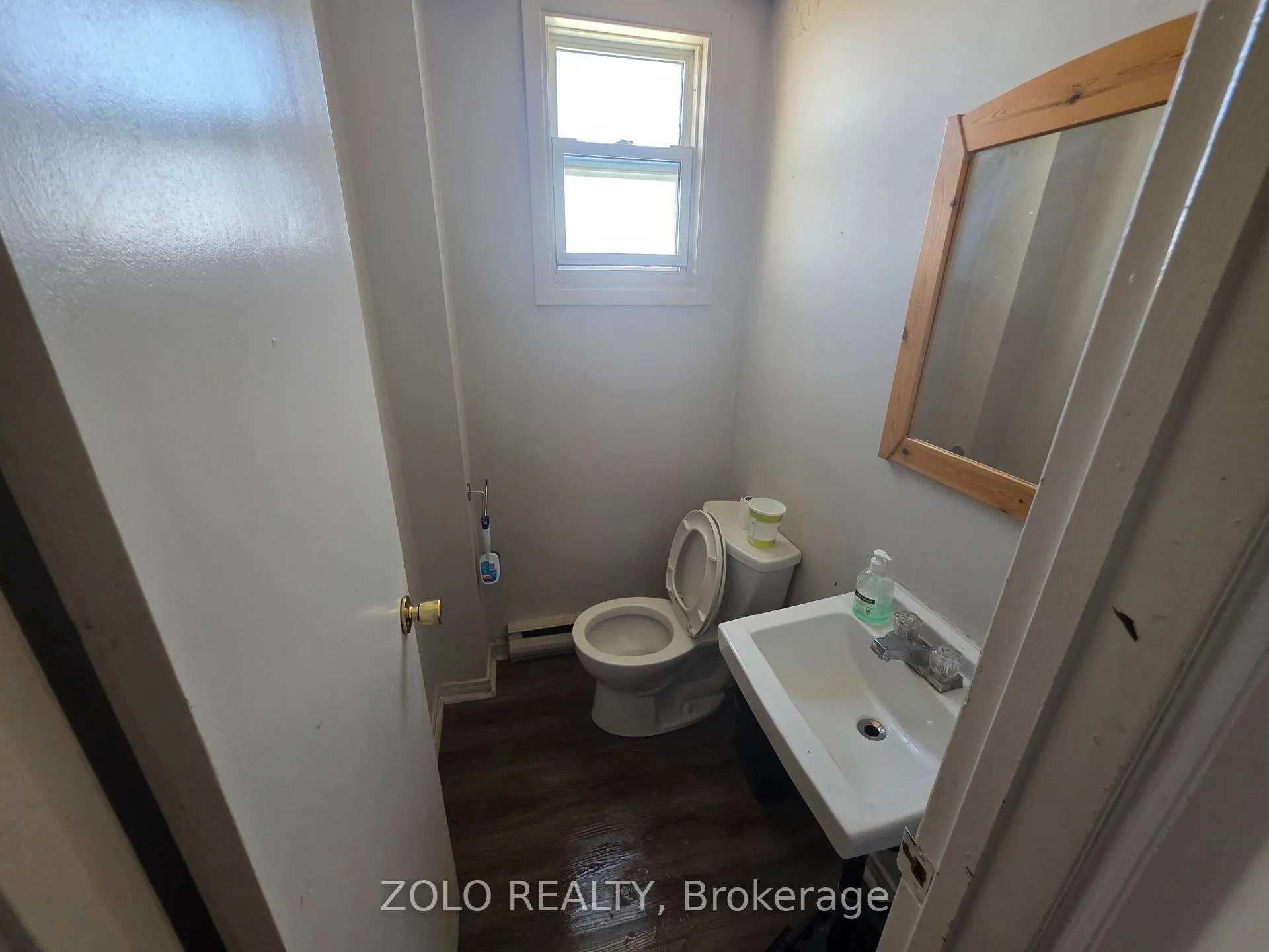 Photo 8 of Unit 35, 90 Rosemund Crescent, Kingston, West of Sir John A. Blvd — HOMEH
