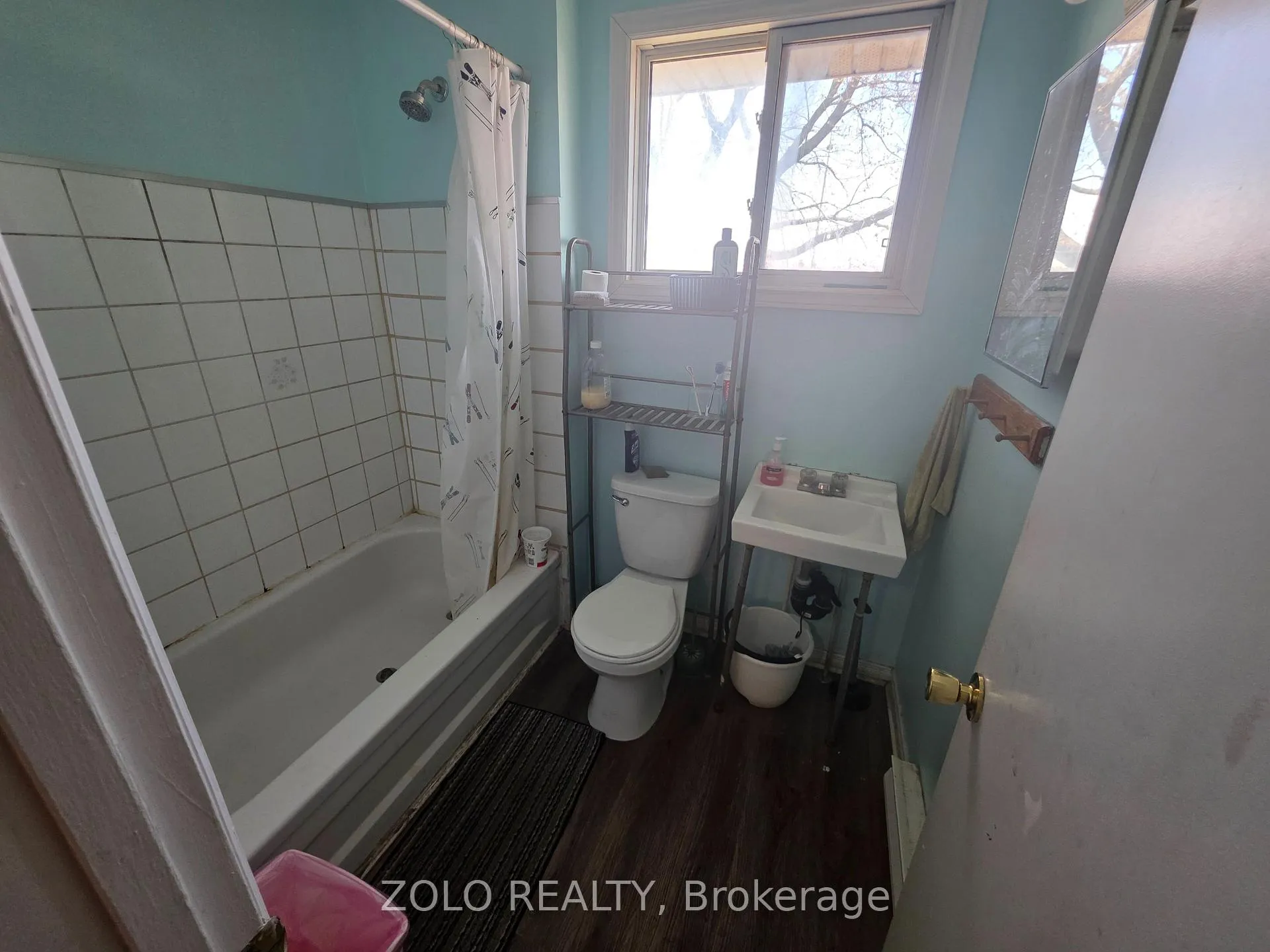 Photo 17 of Unit 35, 90 Rosemund Crescent, Kingston, West of Sir John A. Blvd — HOMEH