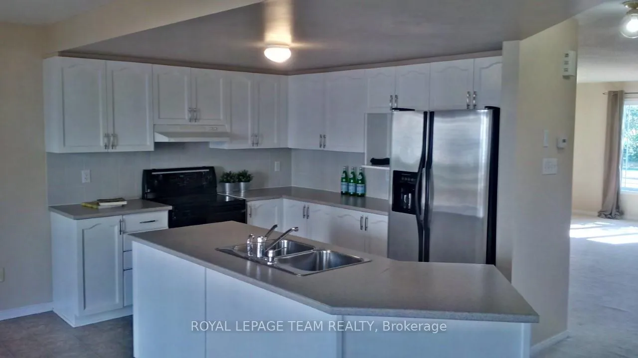Photo 6 of 2211 Esprit Drive, Ottawa, Avalon East — HOMEH
