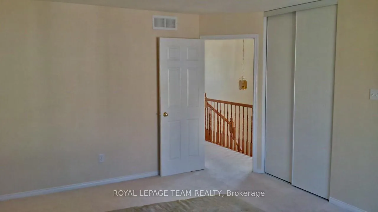 Photo 11 of 2211 Esprit Drive, Ottawa, Avalon East — HOMEH