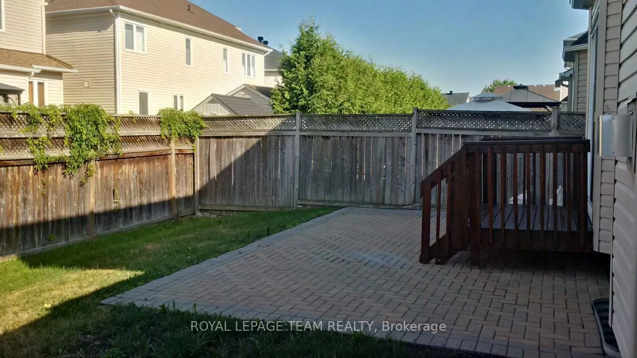 Photo 19 of 2211 Esprit Drive, Ottawa, Avalon East — HOMEH