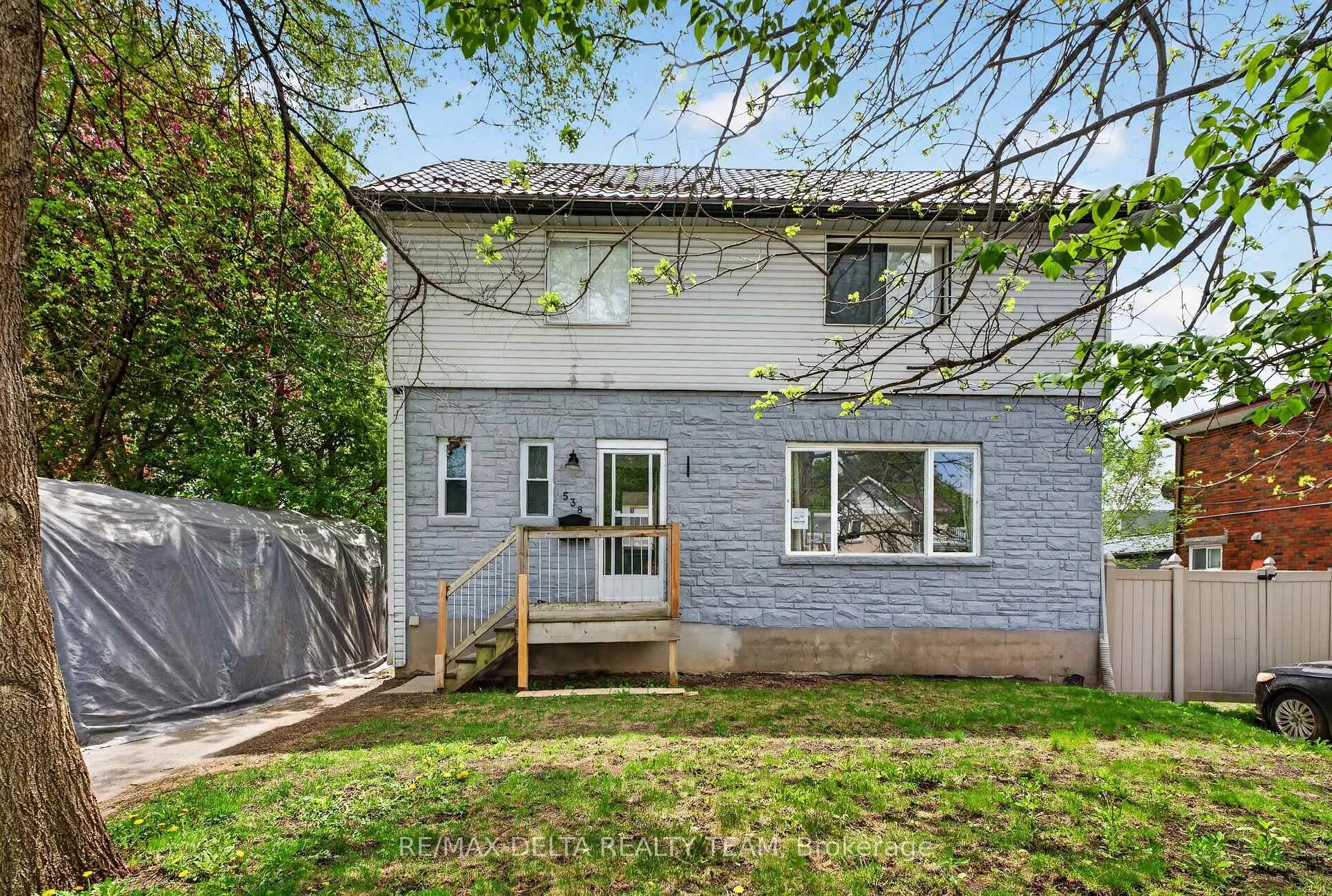 Photo 4 of 538 Mutual Street, Ottawa, Castle Heights — HOMEH