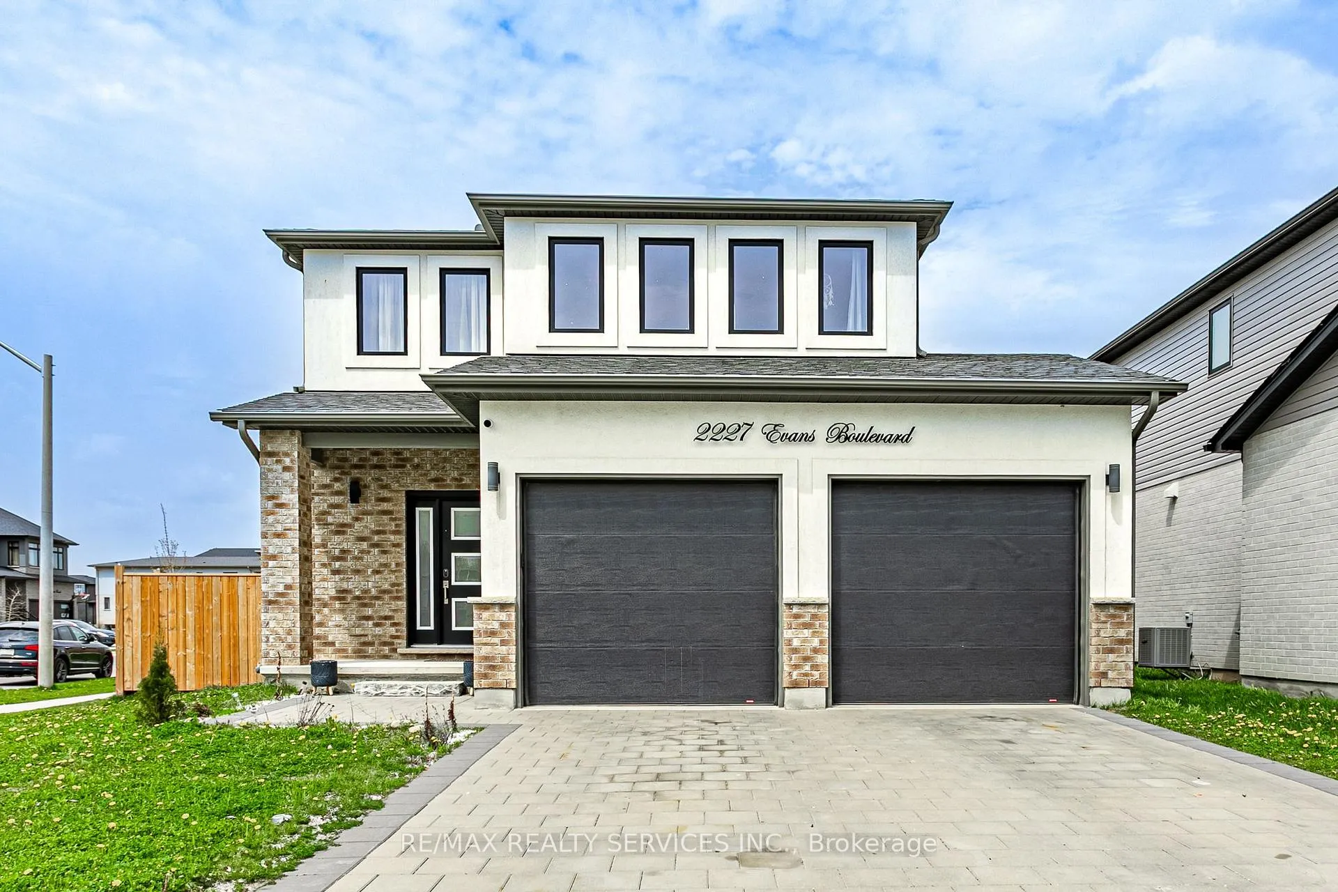 Front of 2227 Evans Boulevard